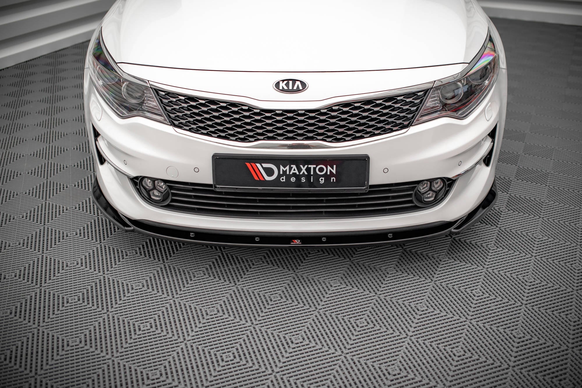 Lip delantero V.2 Kia Optima Mk4