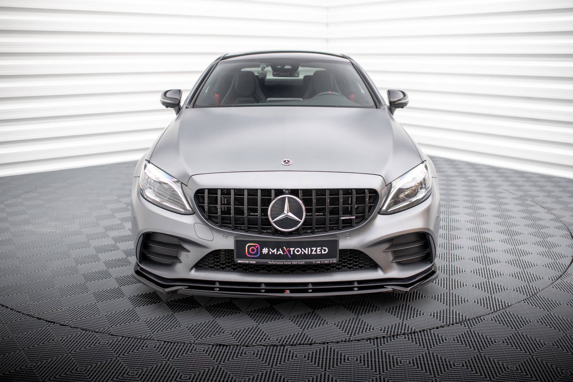 Lip delantero V.2 Mercedes-AMG C43 Coupé / Cabrio / Berlina / Sedán / Familiar C205 / A205 / W205 / S205 Facelift
