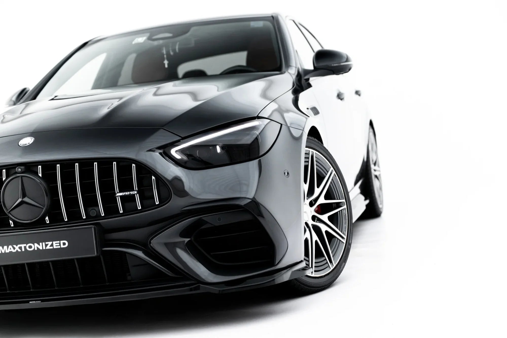 Lip delantero V.2 Mercedes-AMG C63 Berlina / Sedán / Familiar W206 / S206