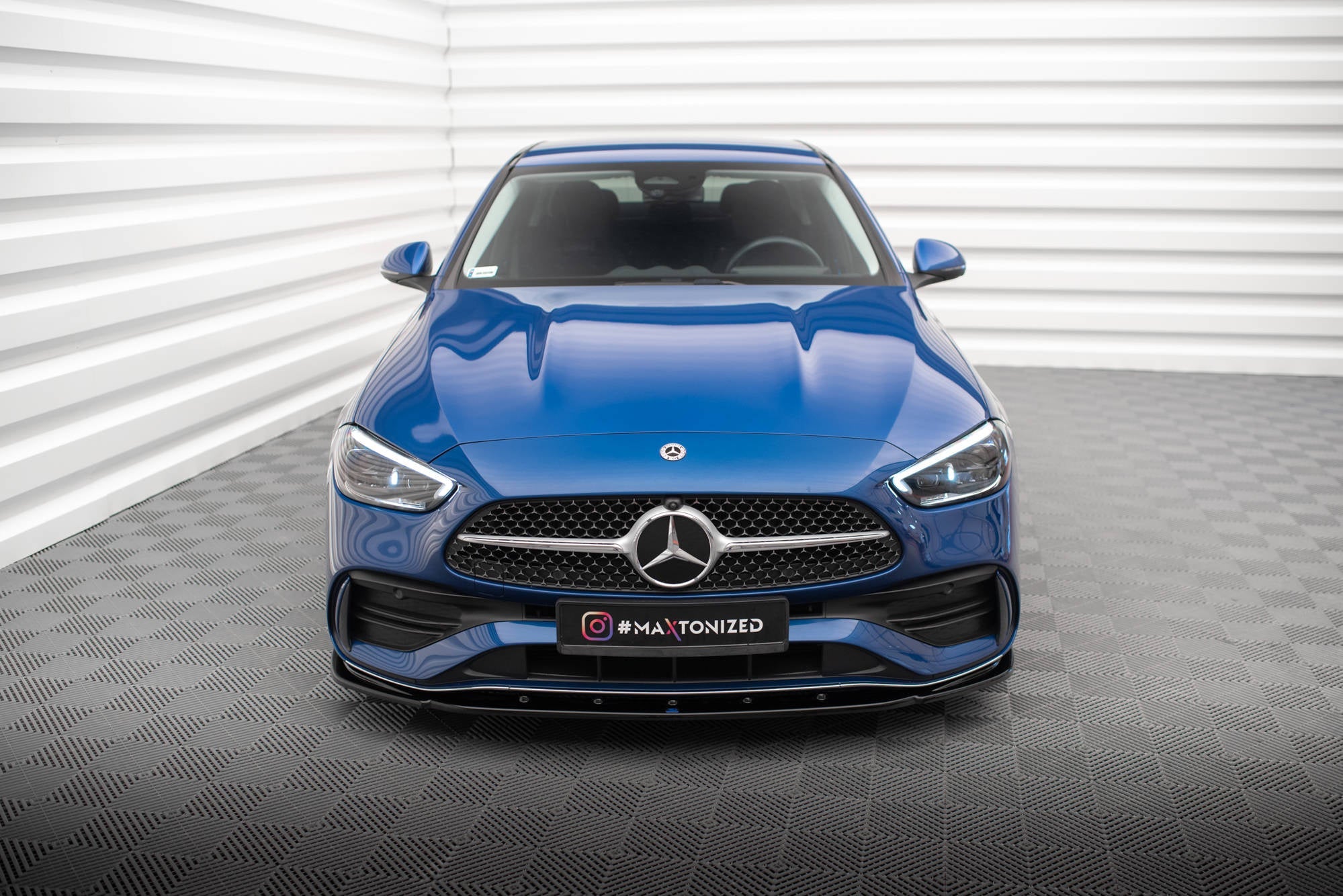 Lip delantero V.2 Mercedes-Benz Clase C AMG-Line / 43 AMG W206