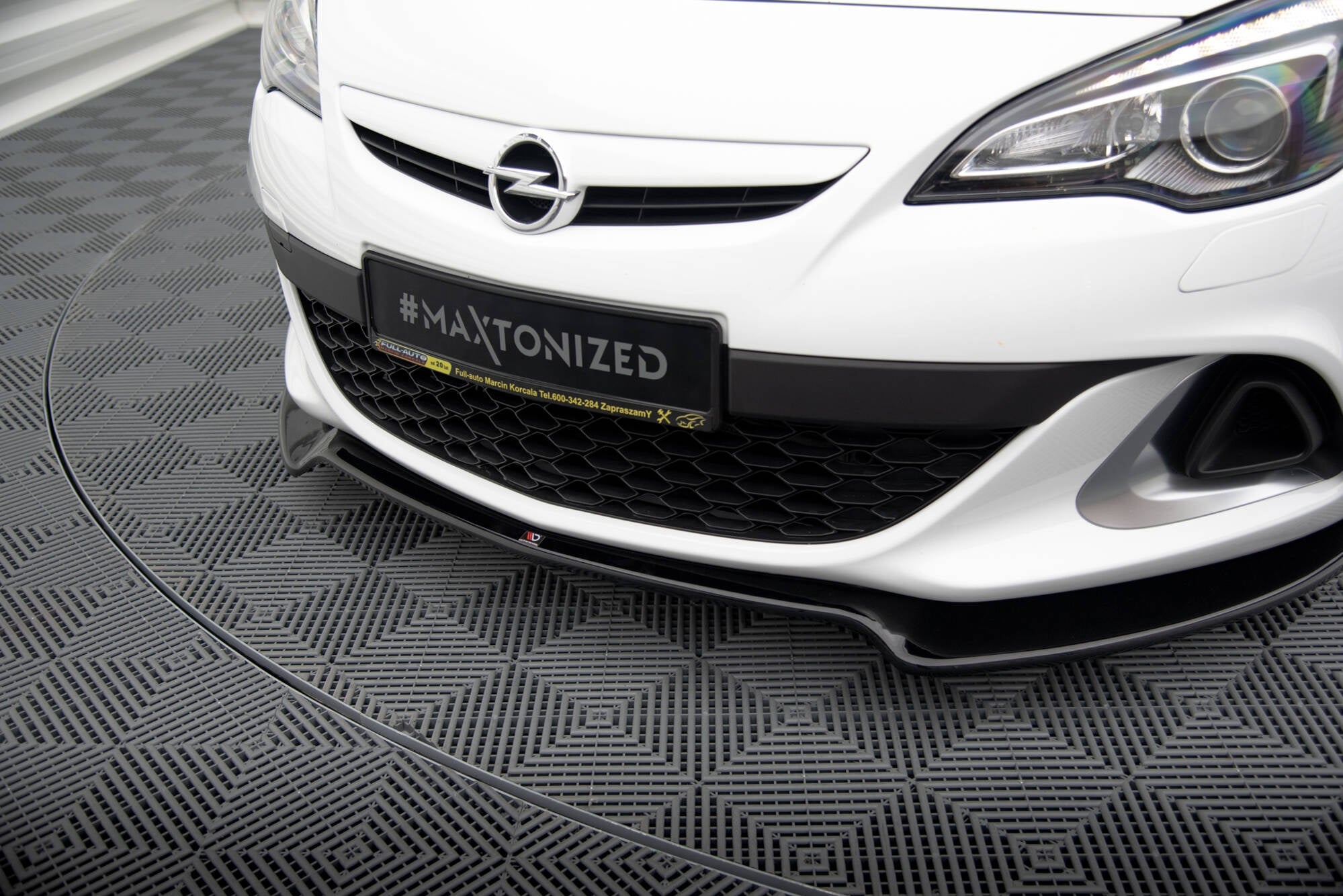 Lip delantero V.2 Opel Astra J OPC / VXR