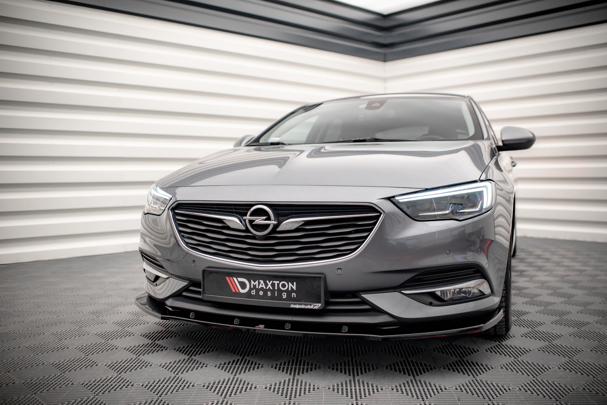 Lip delantero V.2 Opel Insignia Mk2