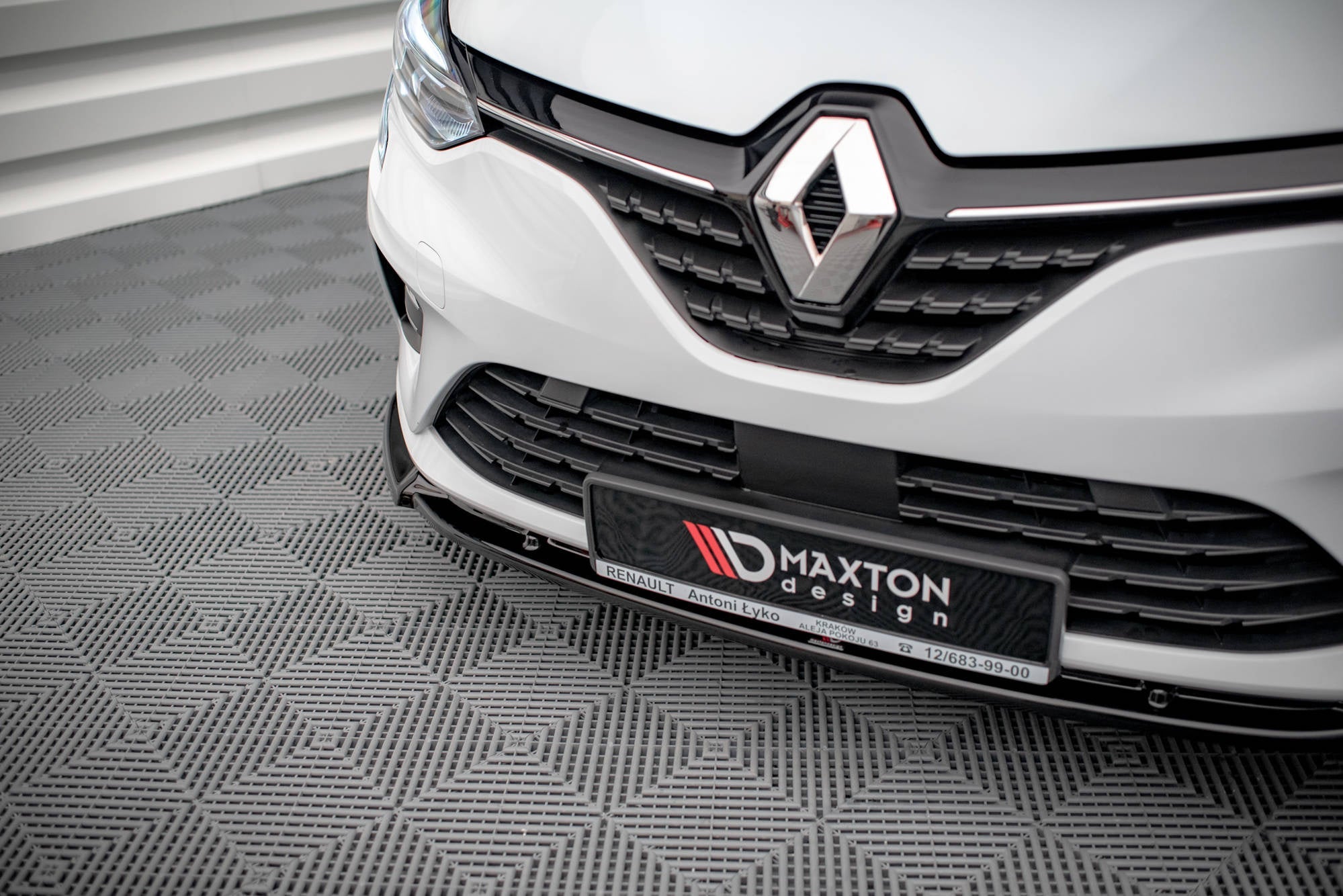Lip delantero V.2 Renault Clio Mk5