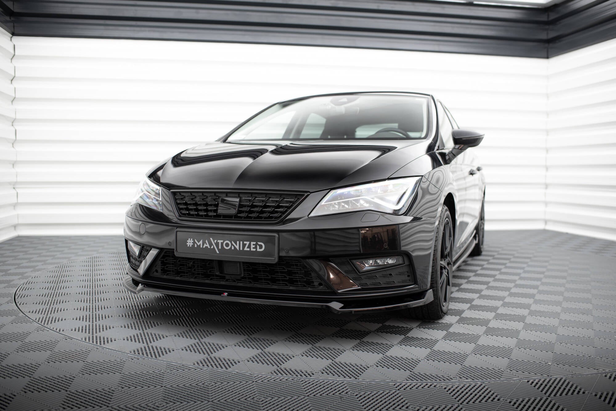 Lip delantero V.2 Seat Leon Mk3 Facelift