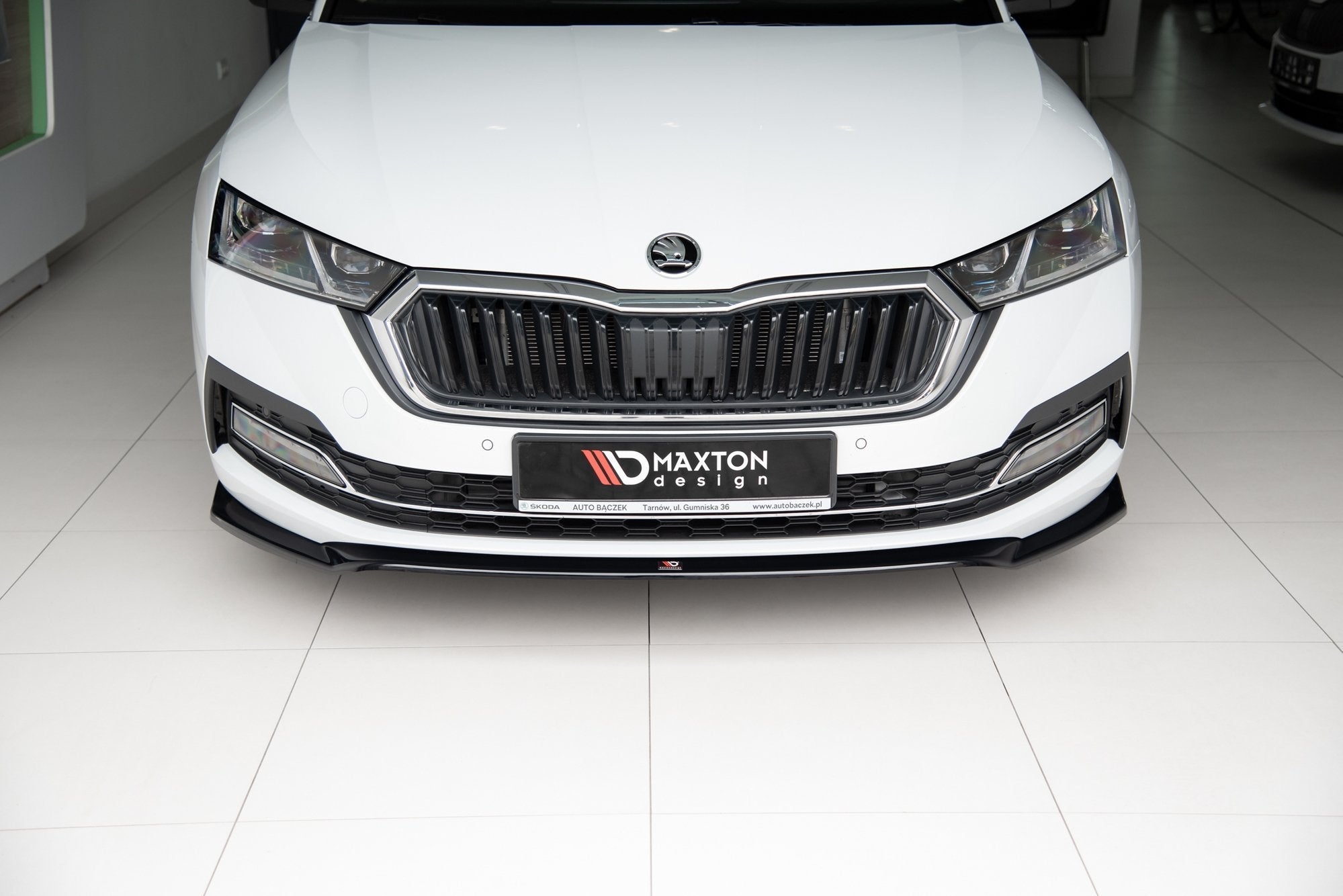 Lip delantero V.2 Skoda Octavia Mk4