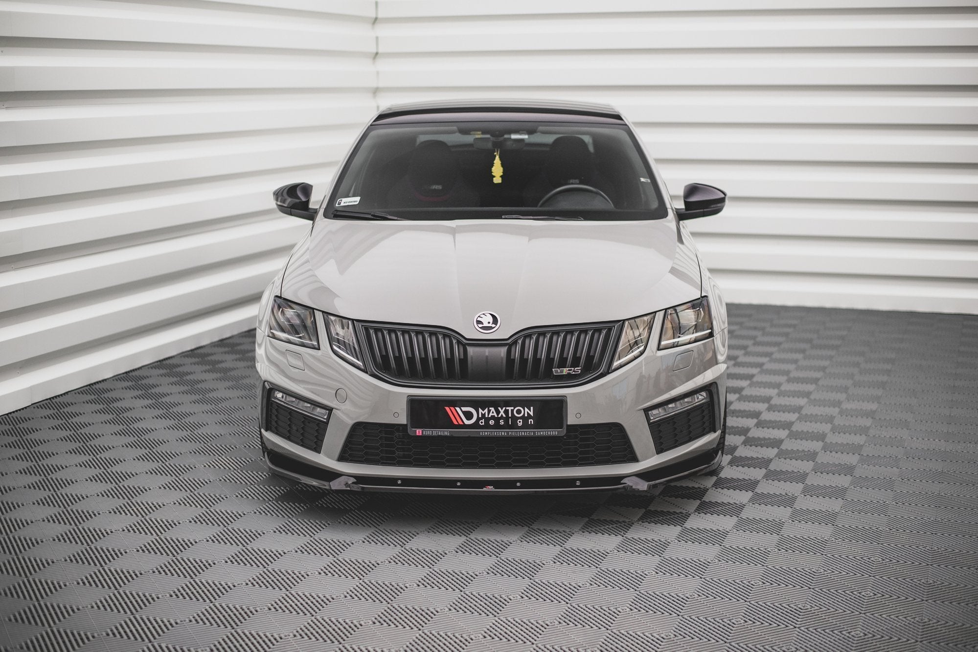 Lip delantero V.2 Skoda Octavia RS Mk3 Facelift
