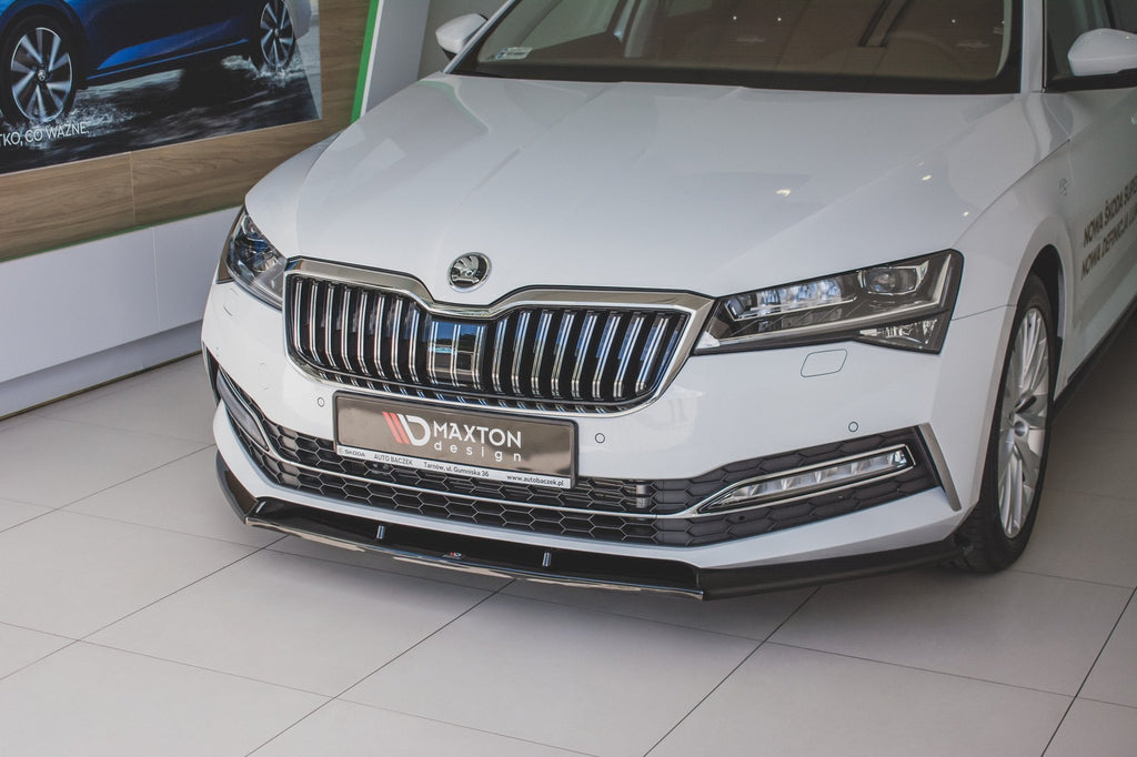 Lip delantero V.2 Skoda Superb Liftback / Familiar Mk3 Facelift