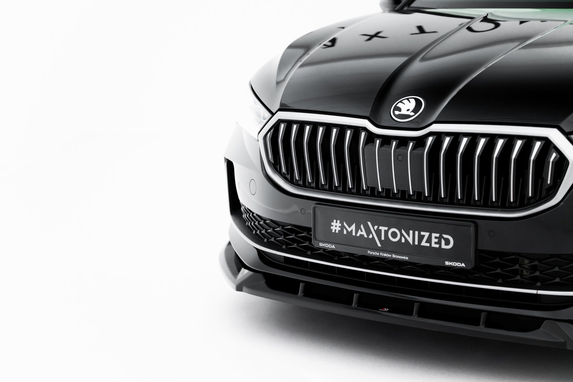 Lip delantero V.2 Skoda Superb Mk4