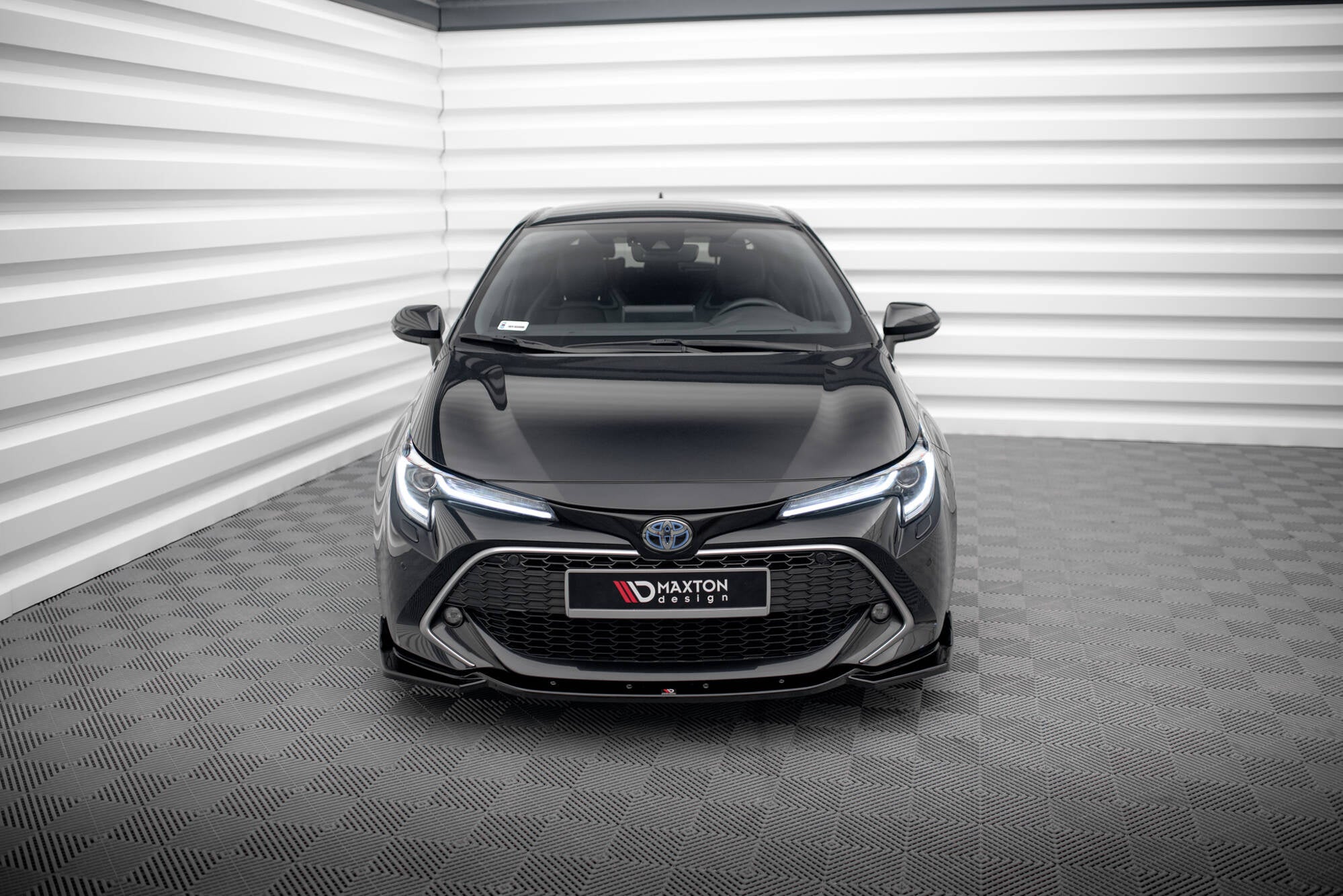 Lip delantero V.2 Toyota Corolla XII Touring Sports / Hatchback