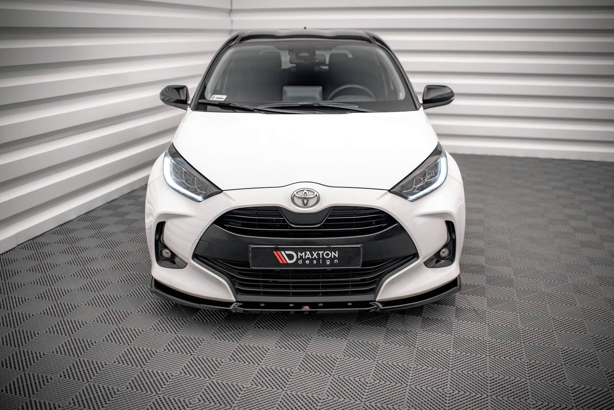 Lip delantero V.2 Toyota Yaris Mk4