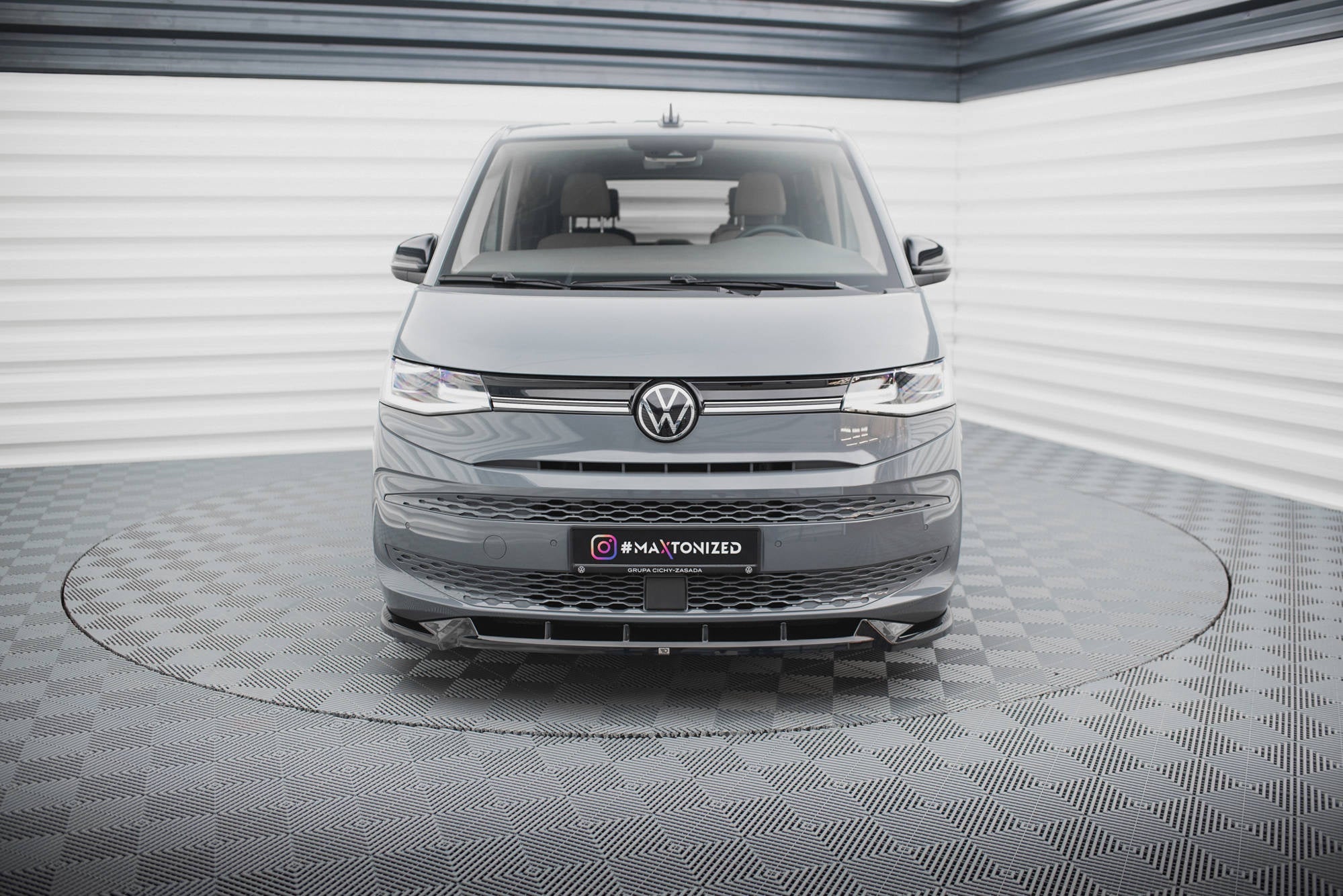 Lip delantero V.2 Volkswagen Multivan T7