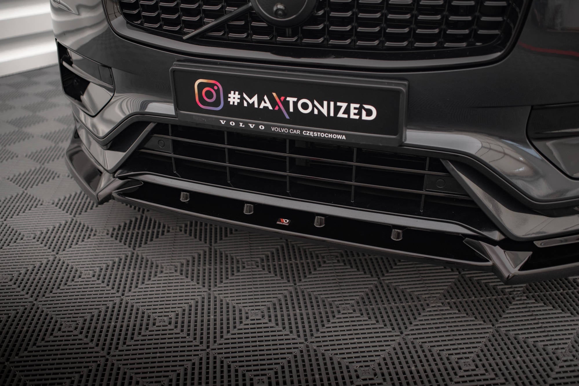 Lip delantero V.2 Volvo XC90 R-Design Mk2 Facelift