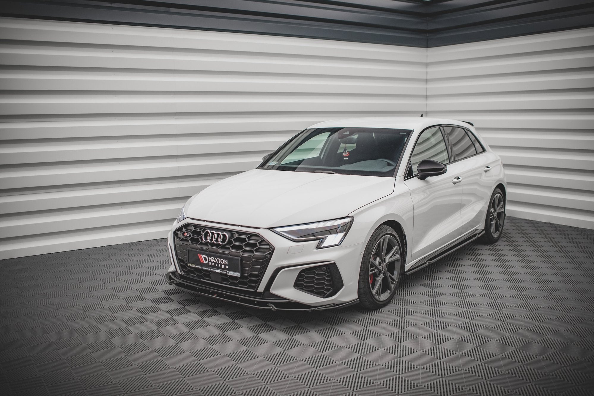 Lip delantero V.3 Audi S3 / A3 S-Line 8Y