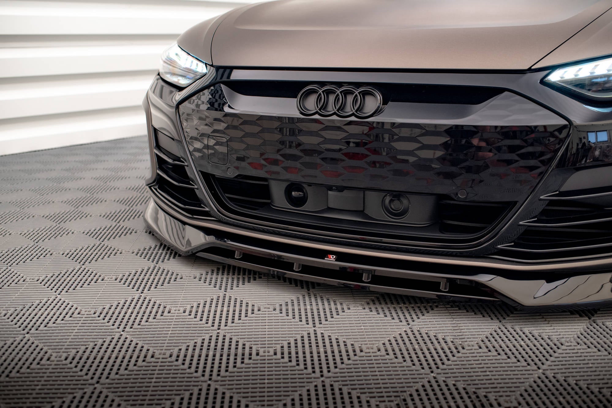 Lip delantero V.3 Audi e-Tron GT / RS GT Mk1