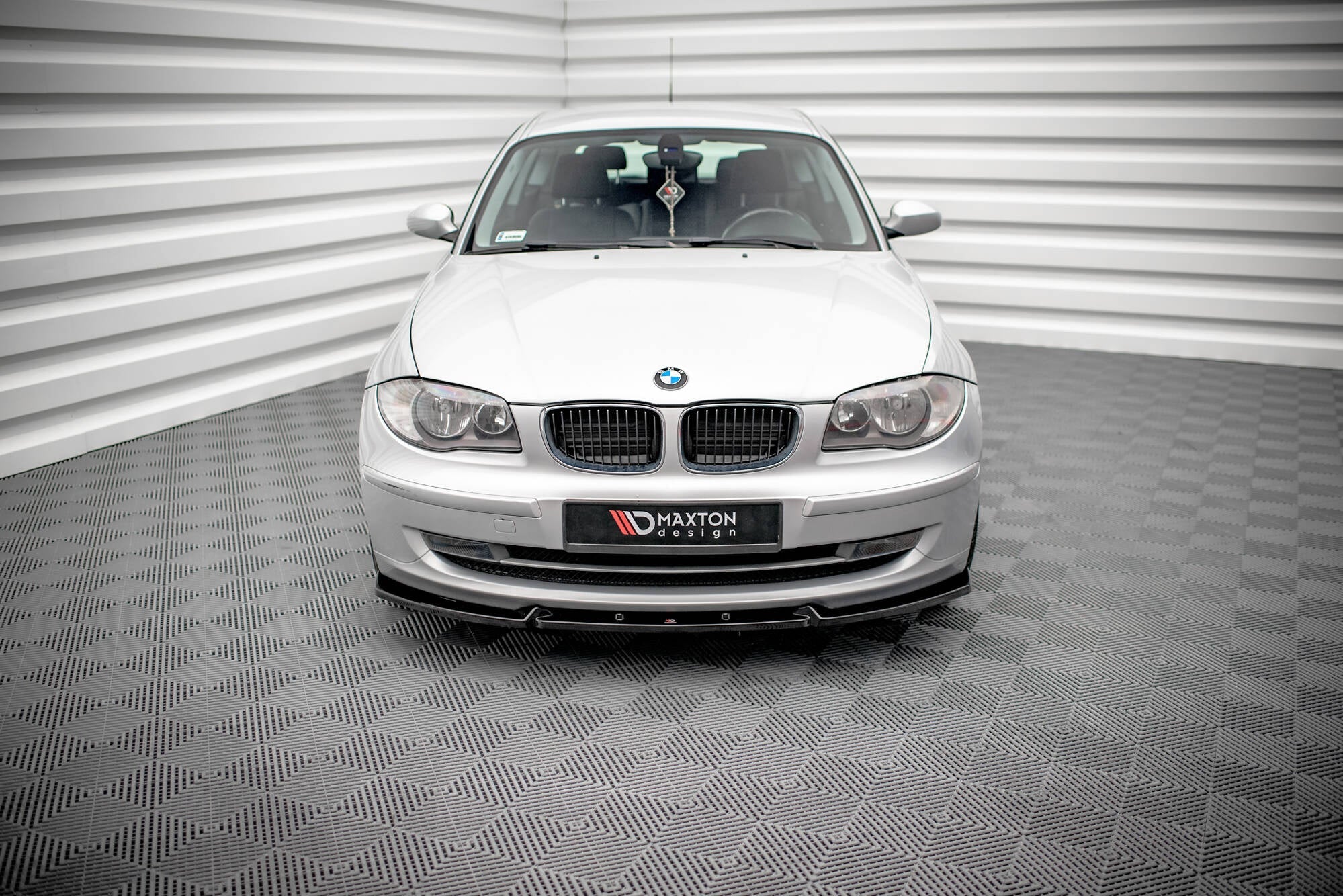 Lip delantero V.3 BMW Serie 1 E81 Facelift