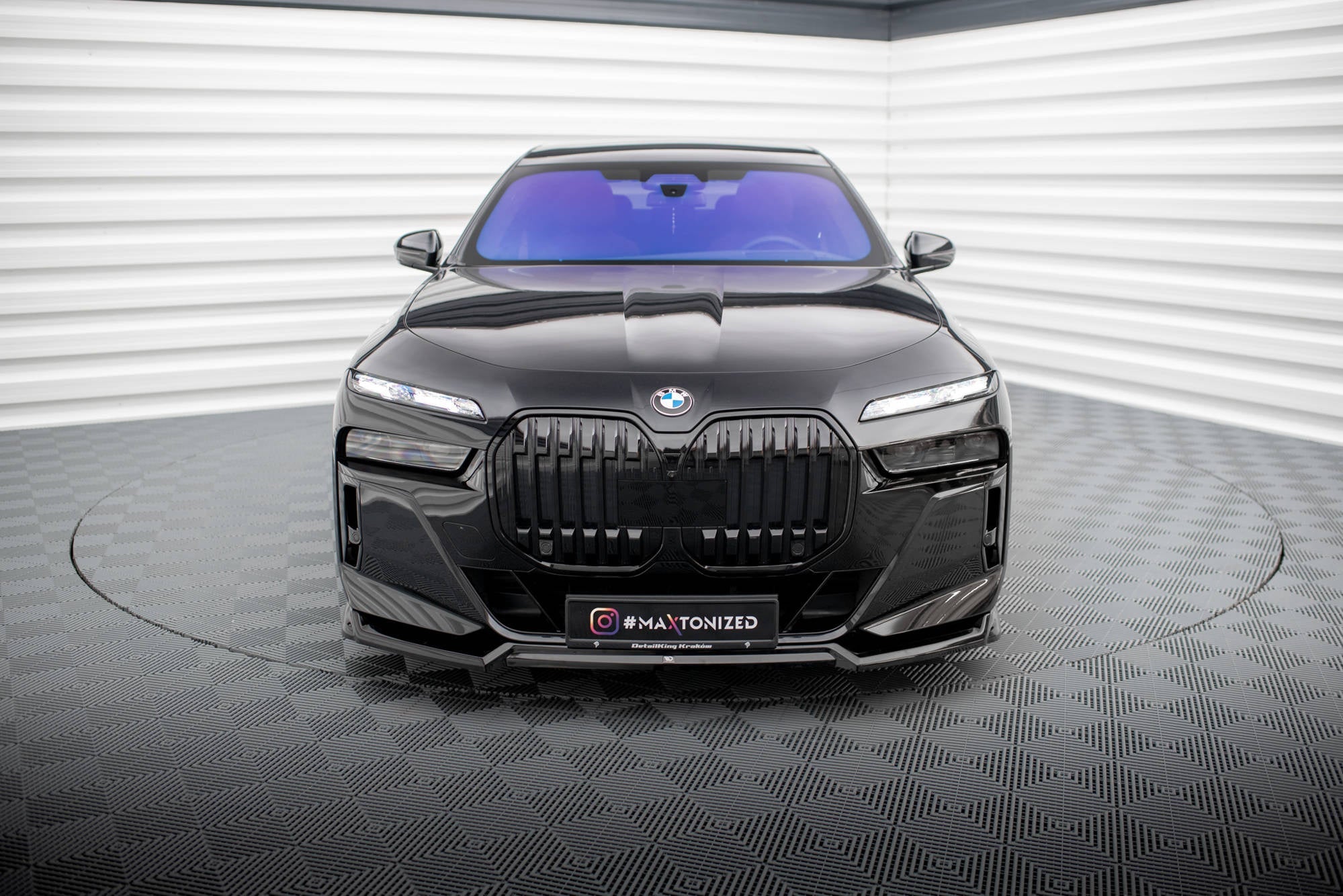 Lip delantero V.3 BMW Serie 7 M-Pack / M760e / i7 M-Pack G70