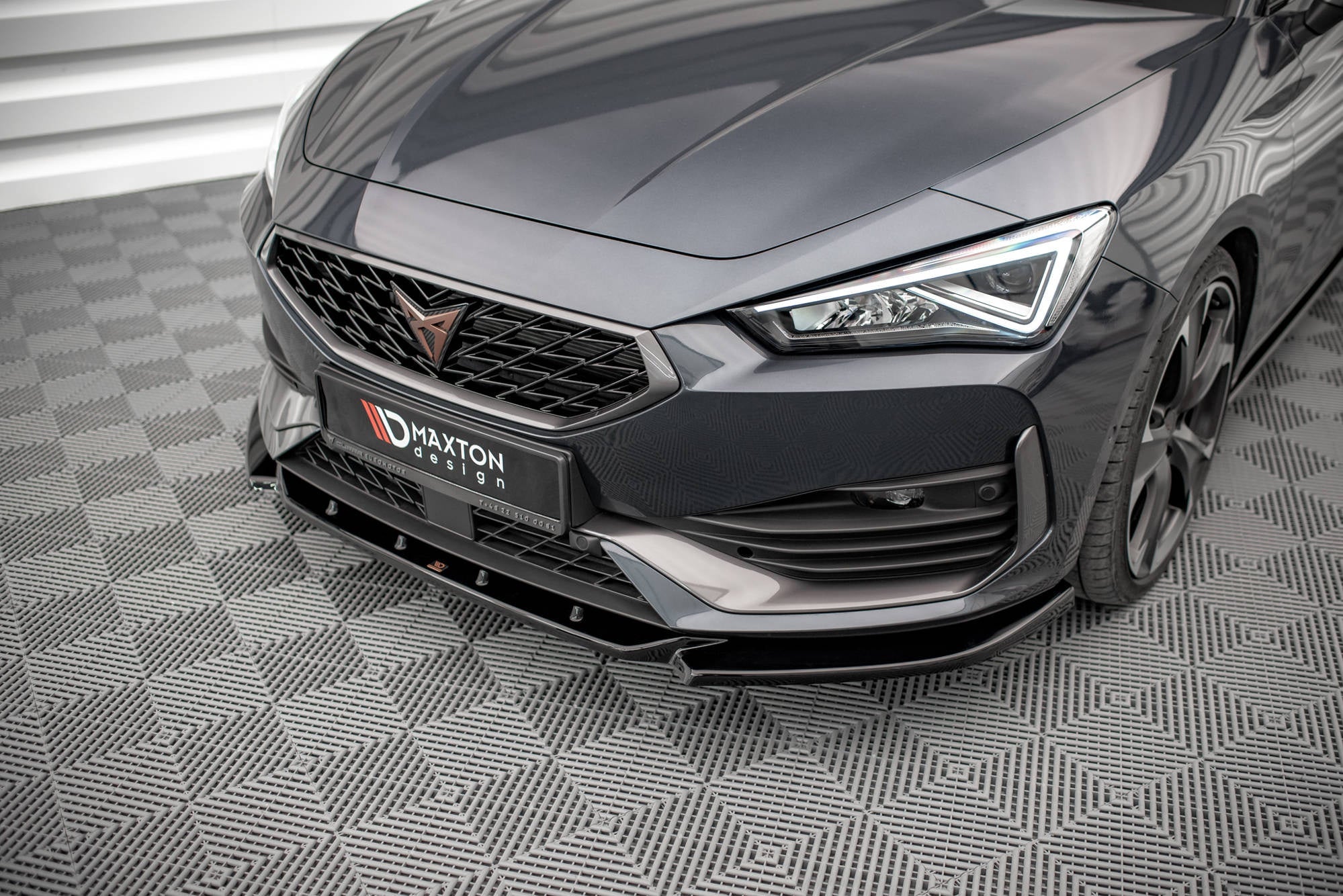 Lip delantero V.3 Cupra León Mk1