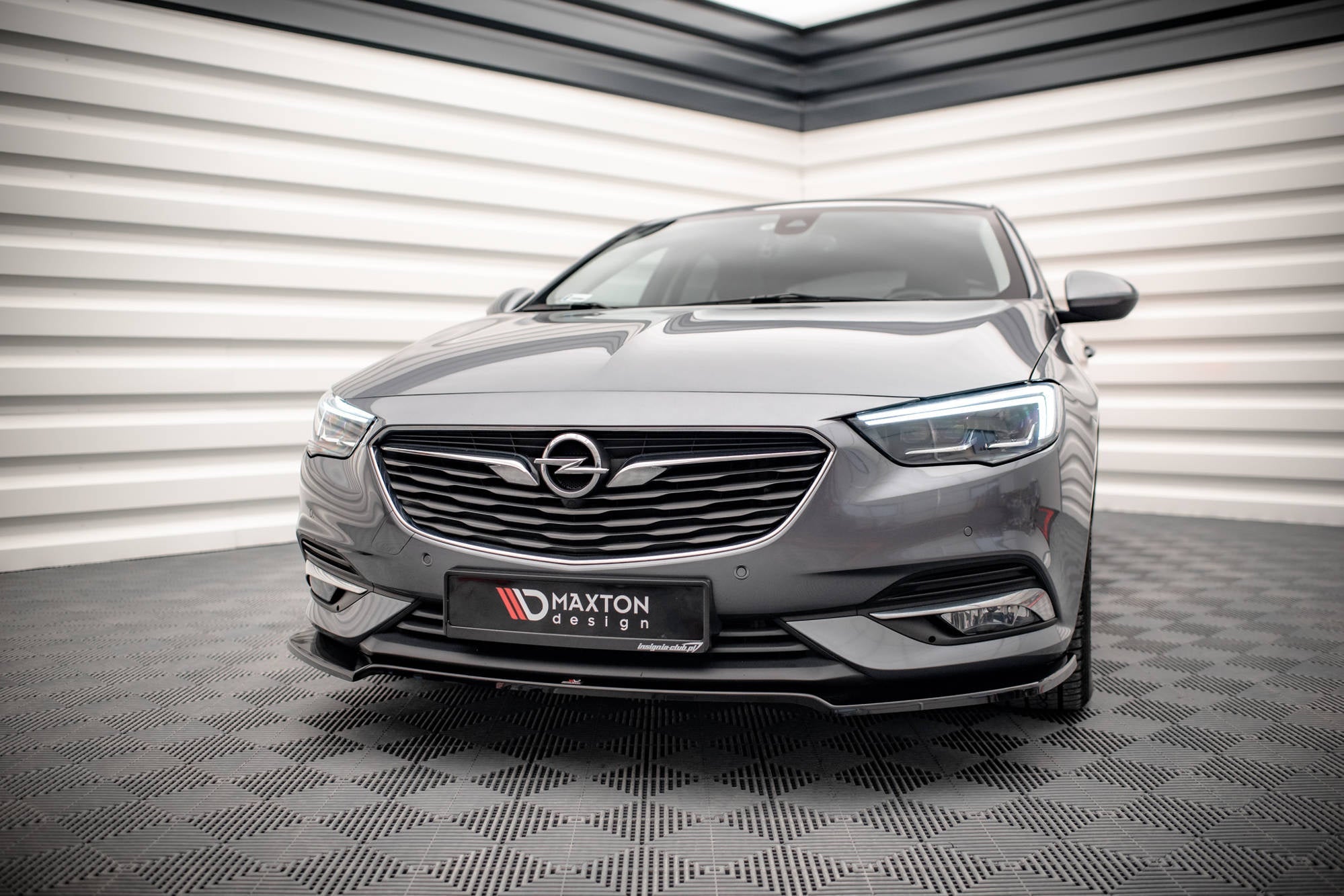 Lip delantero V.3 Opel Insignia Mk2