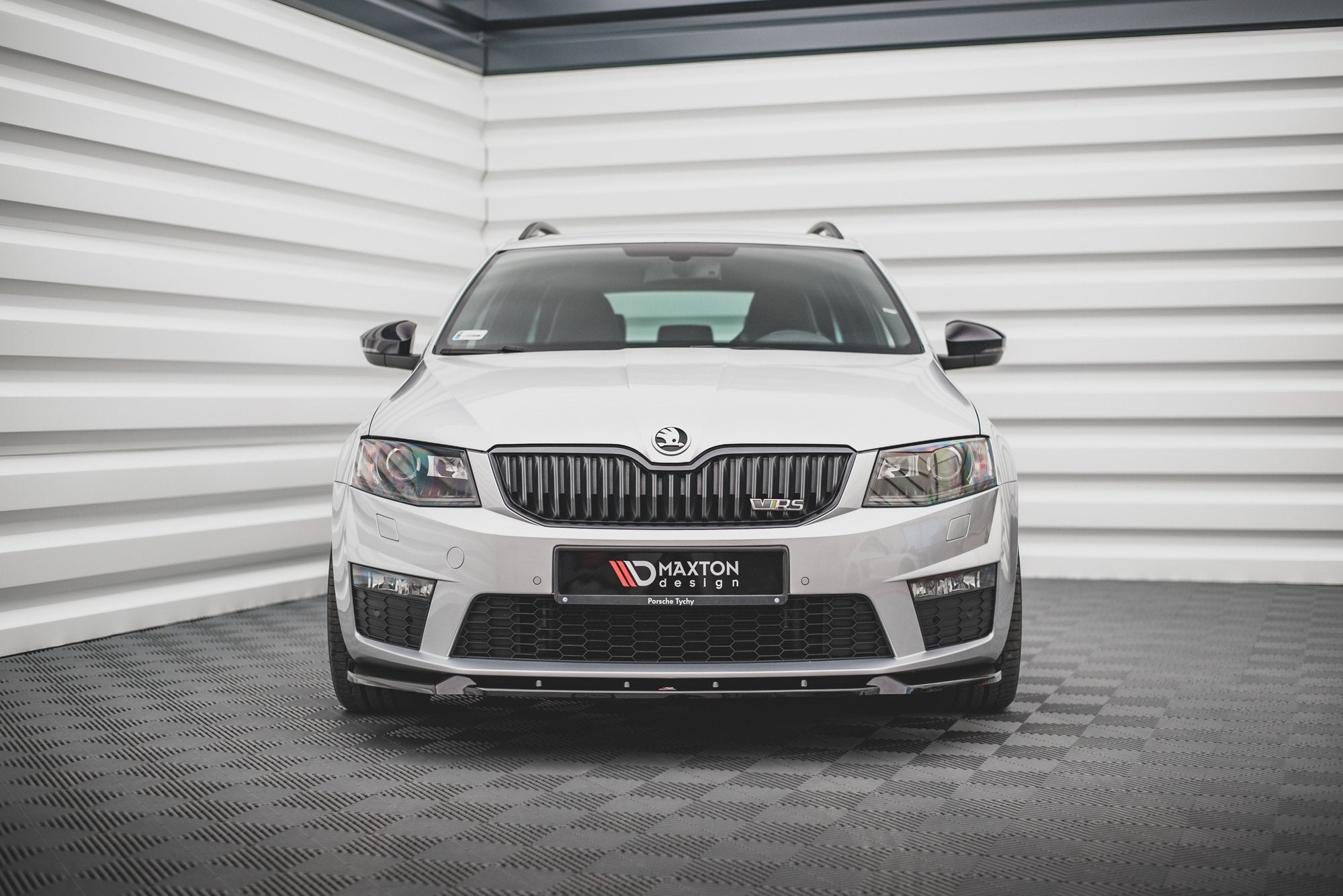 Lip delantero V.3 Skoda Octavia RS Mk3