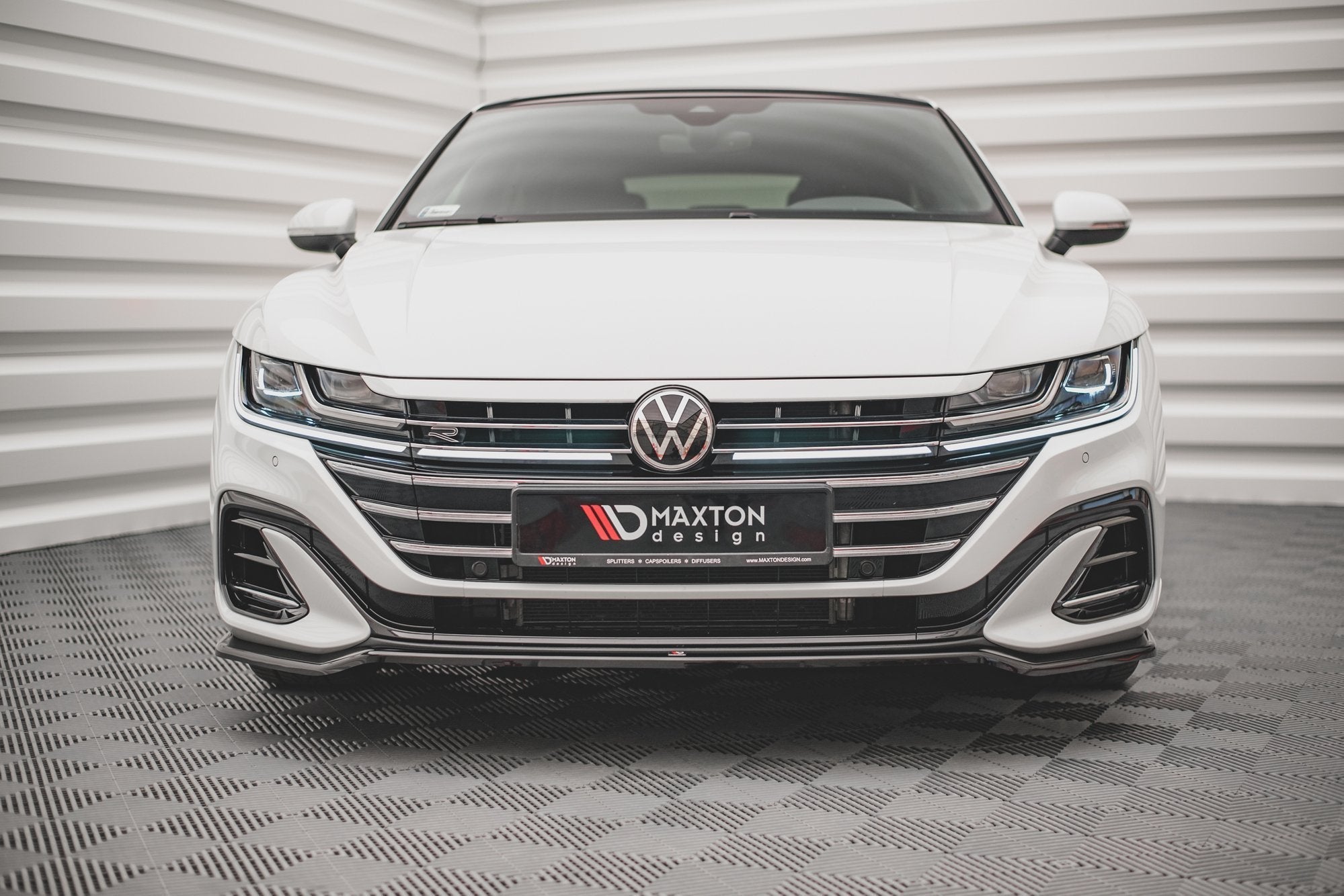 Lip delantero V.3 Volkswagen Arteon R-Line Berlina / Sedán / Shooting Brake Mk1 Facelift
