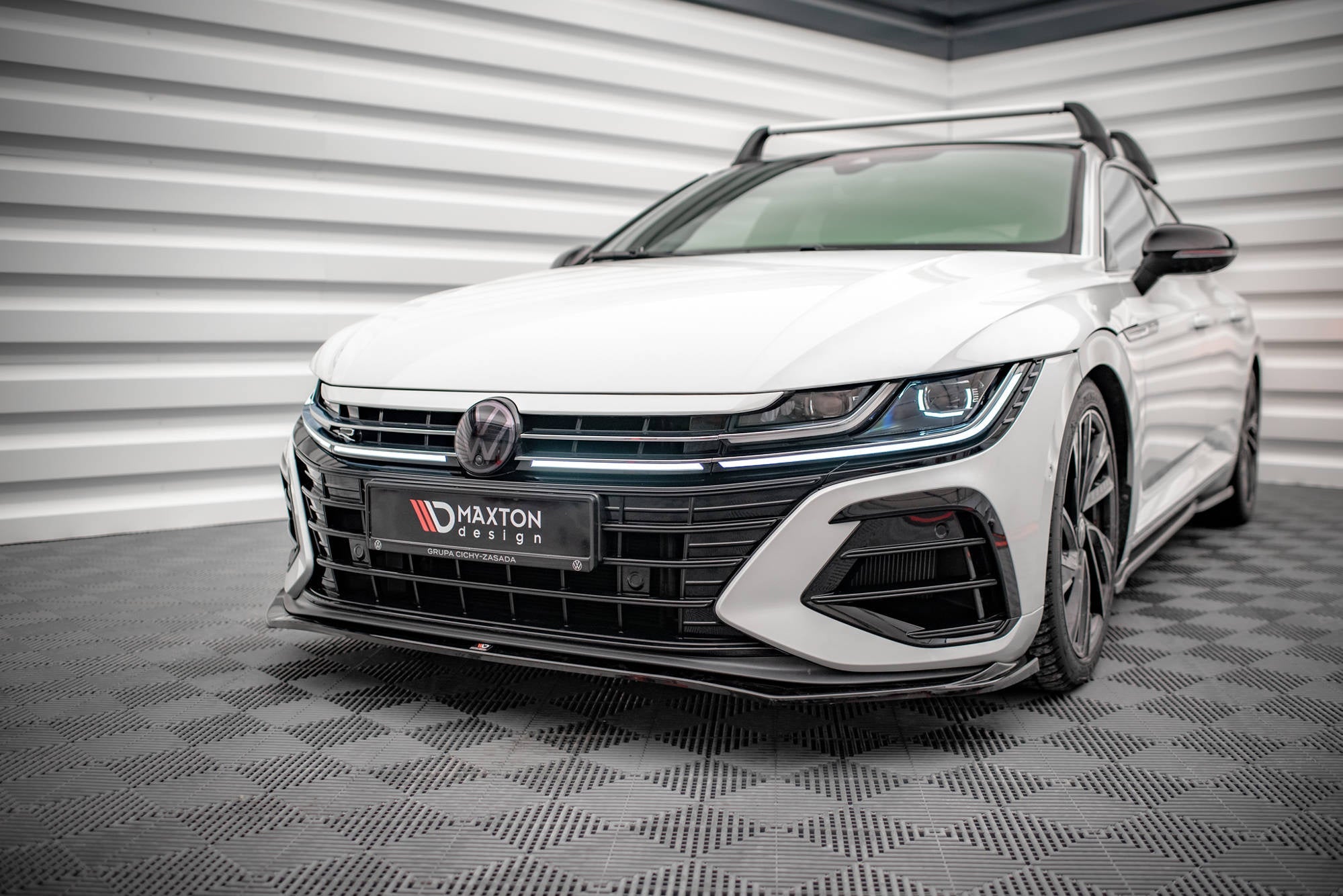 Lip delantero V.3 Volkswagen Arteon R Berlina / Sedán / Shooting Brake Mk1 Facelift
