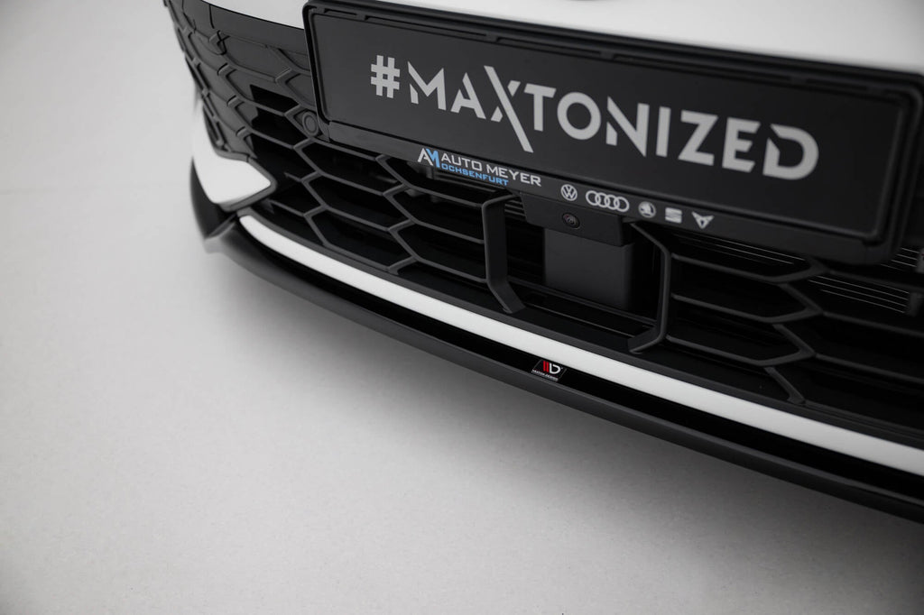 Lip delantero V.3 Volkswagen Golf GTI / GTE / R-Line Mk8 Facelift