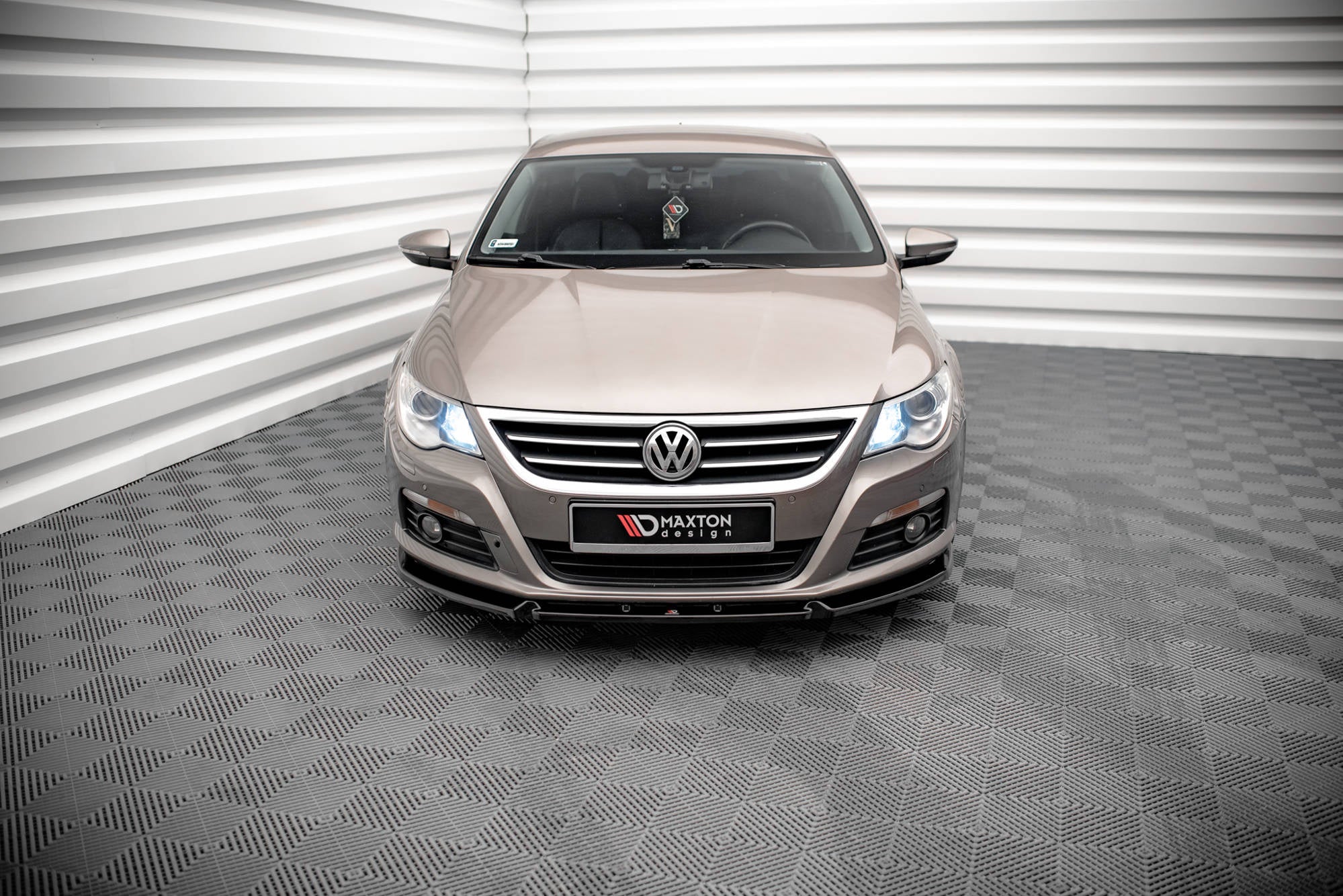 Lip delantero V.3 Volkswagen Passat CC