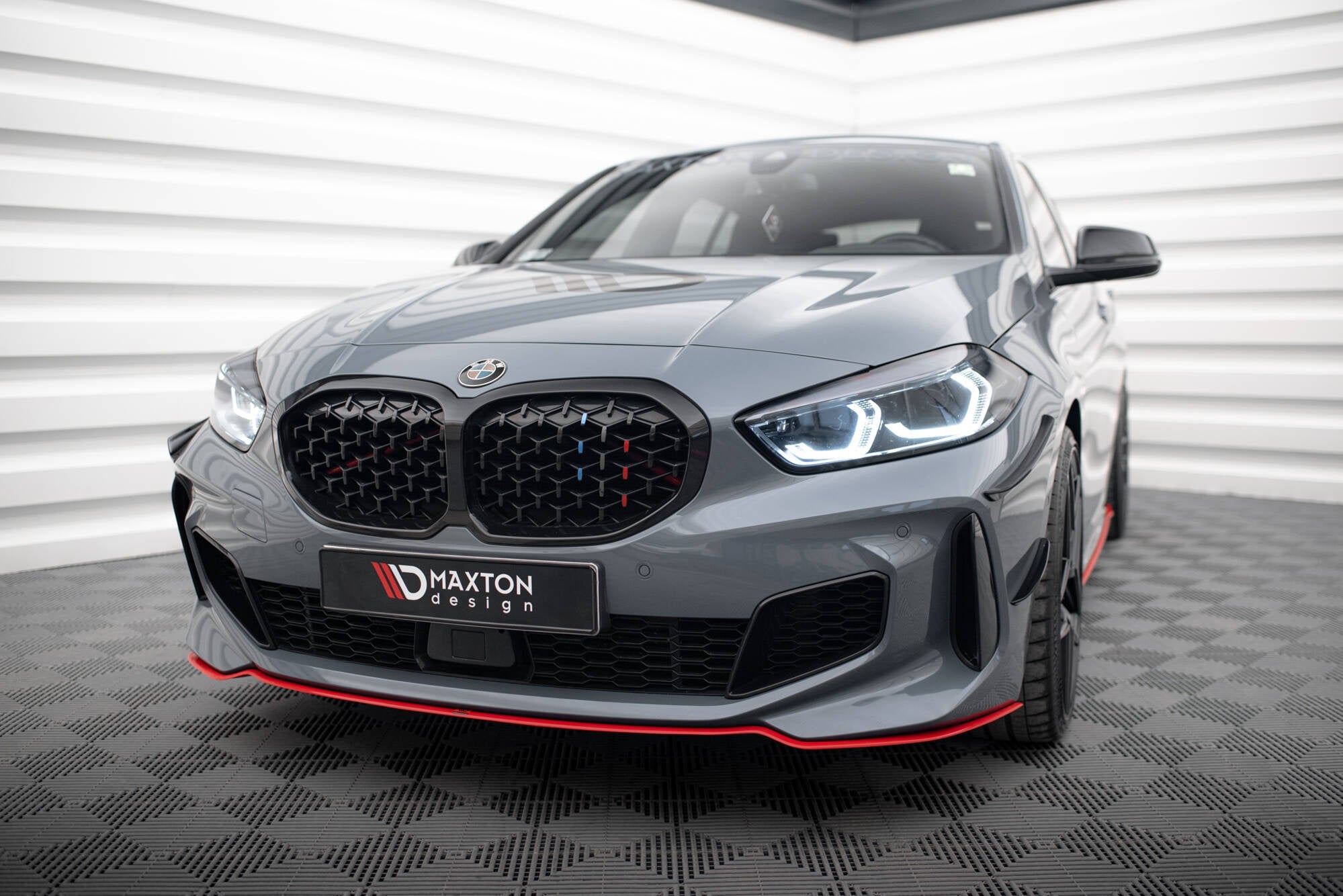 Lip delantero V.4 BMW Serie 1 M-Pack / M135i / 128ti F40