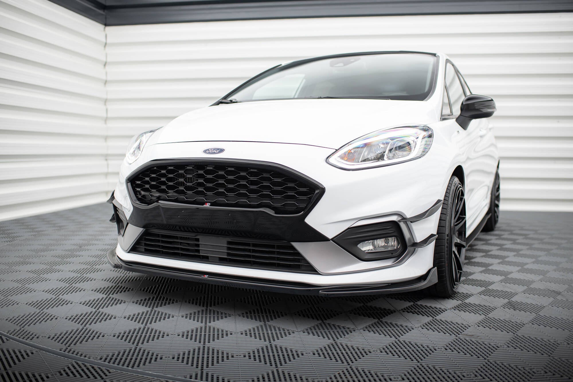 Lip delantero V.4 Ford Fiesta Mk8 ST / ST-Line