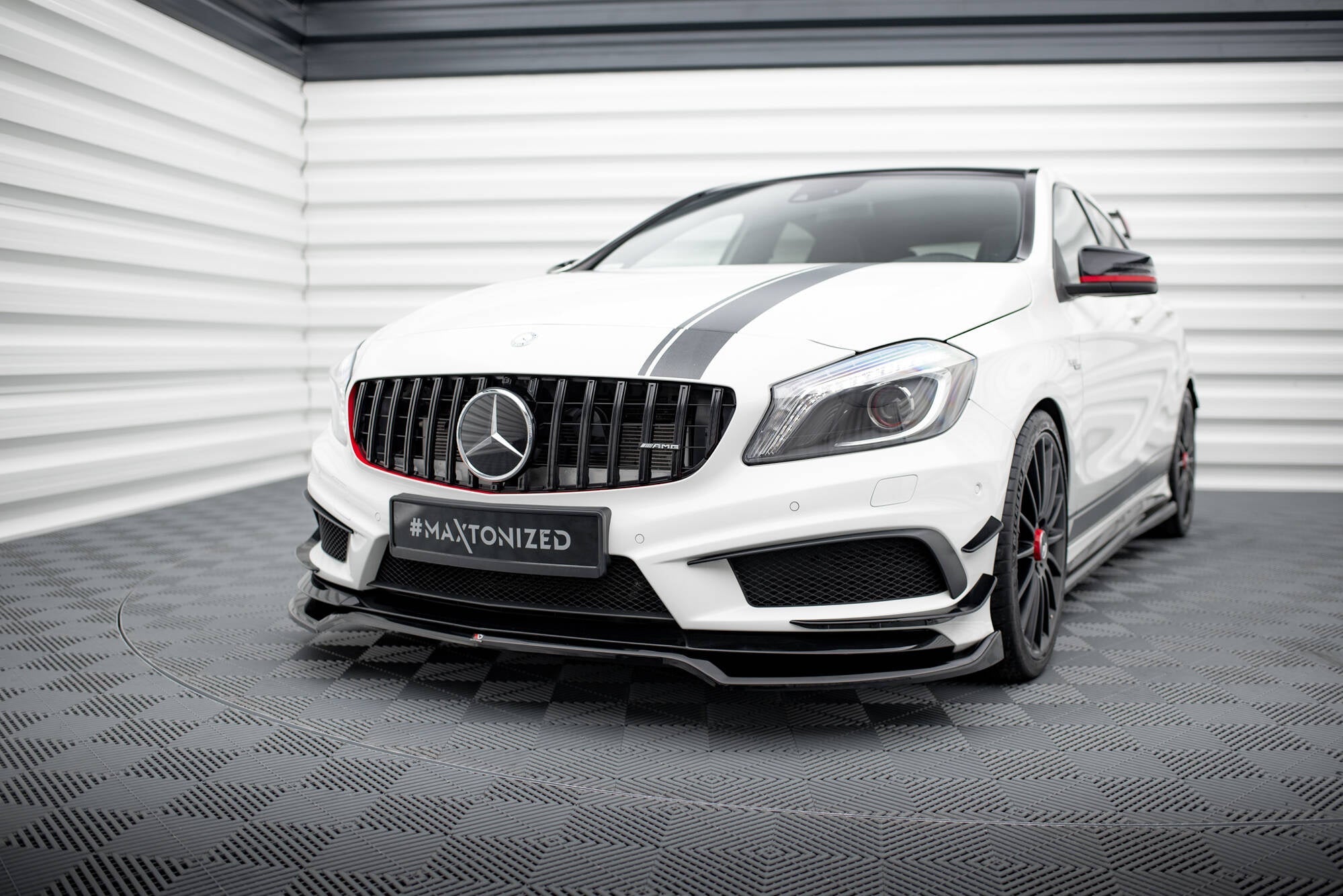 Lip delantero V.4 Mercedes-Benz Clase A45 AMG W176