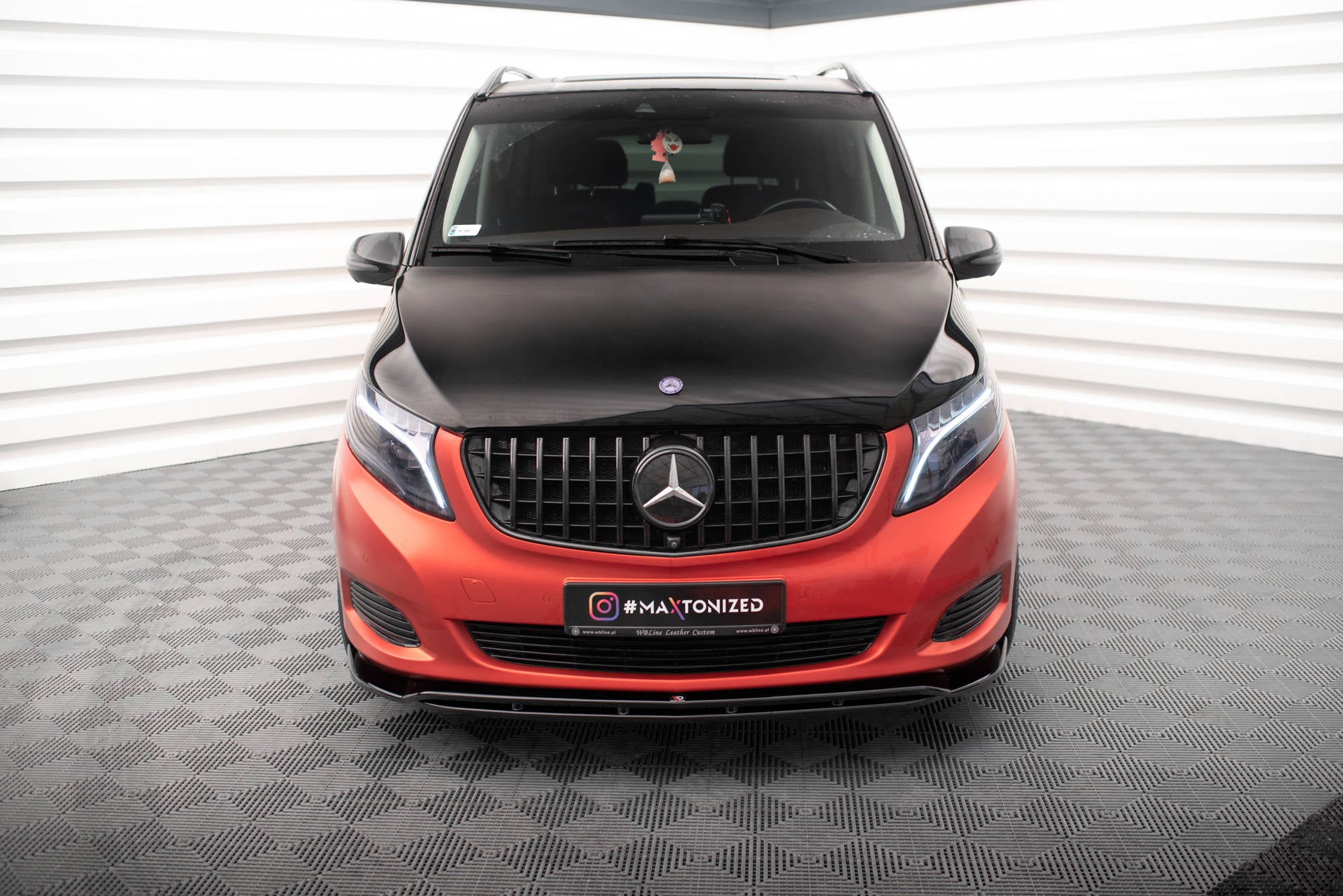 Lip delantero V.4 Mercedes-Benz Clase V W447