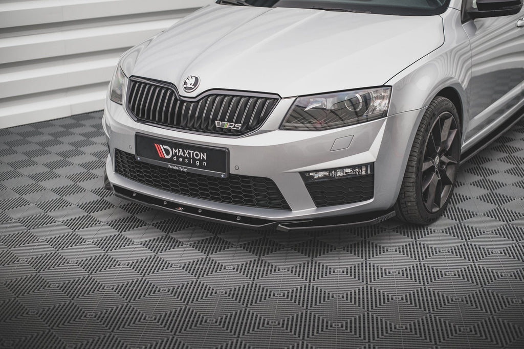 Lip delantero V.4 Skoda Octavia RS Mk3