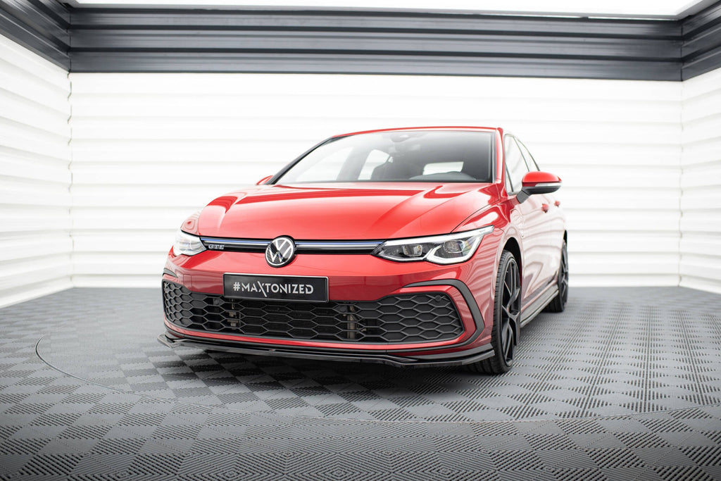 Front Lip V.4 Volkswagen Golf GTI / GTE / GTD / R-Line Mk8