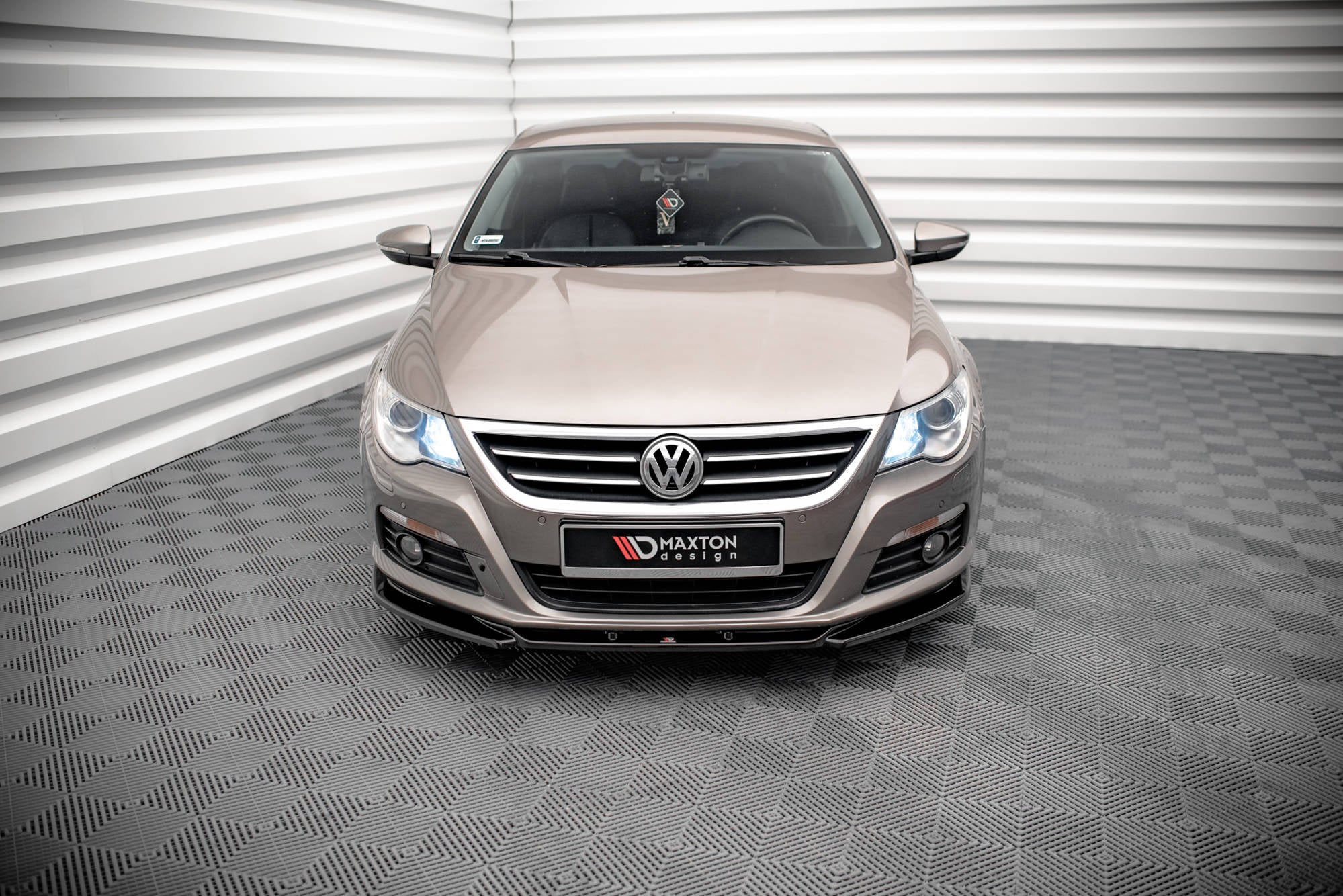 Lip delantero V.4 Volkswagen Passat CC