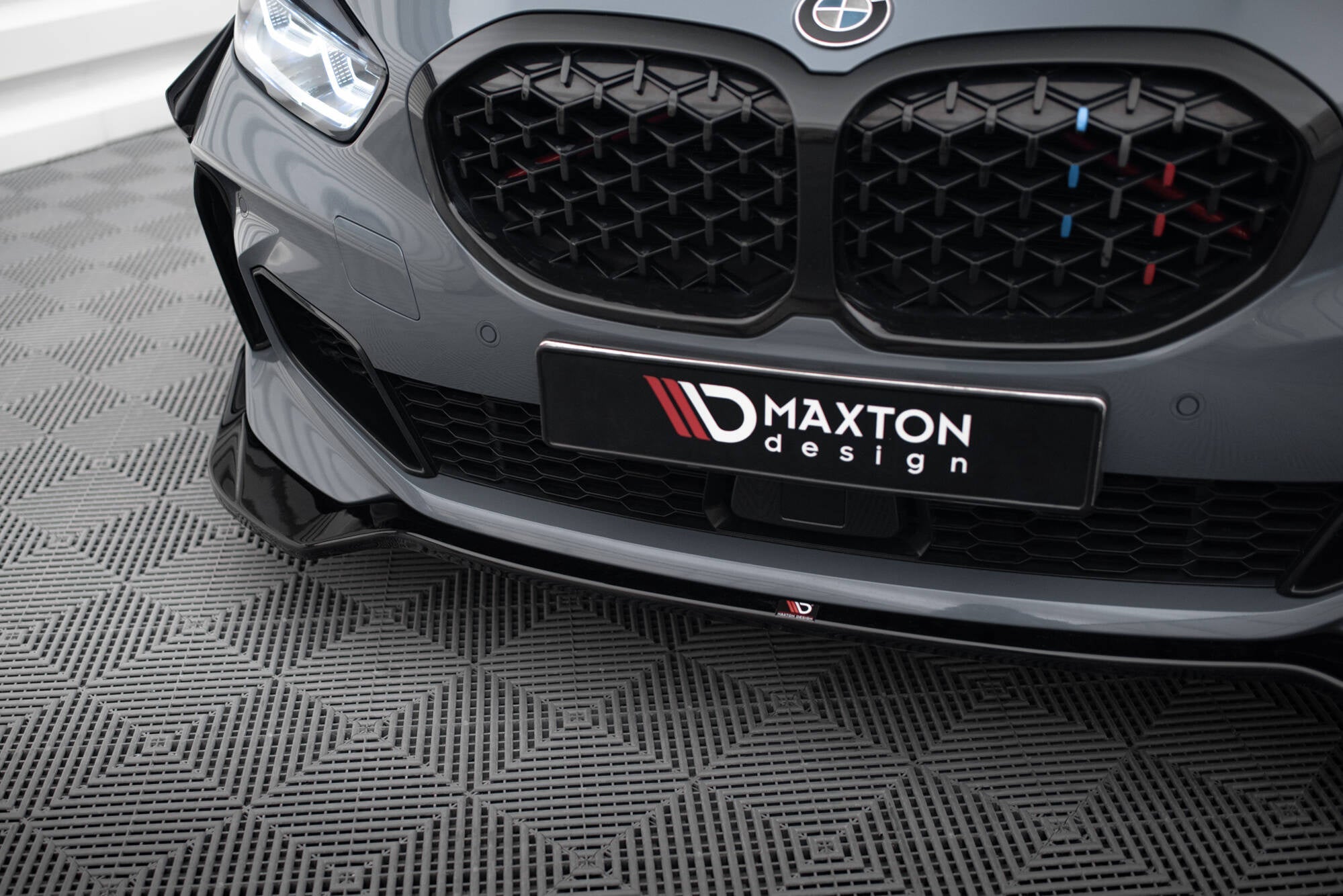 Lip delantero V.5 BMW Serie 1 M-Pack / M135i / 128ti F40