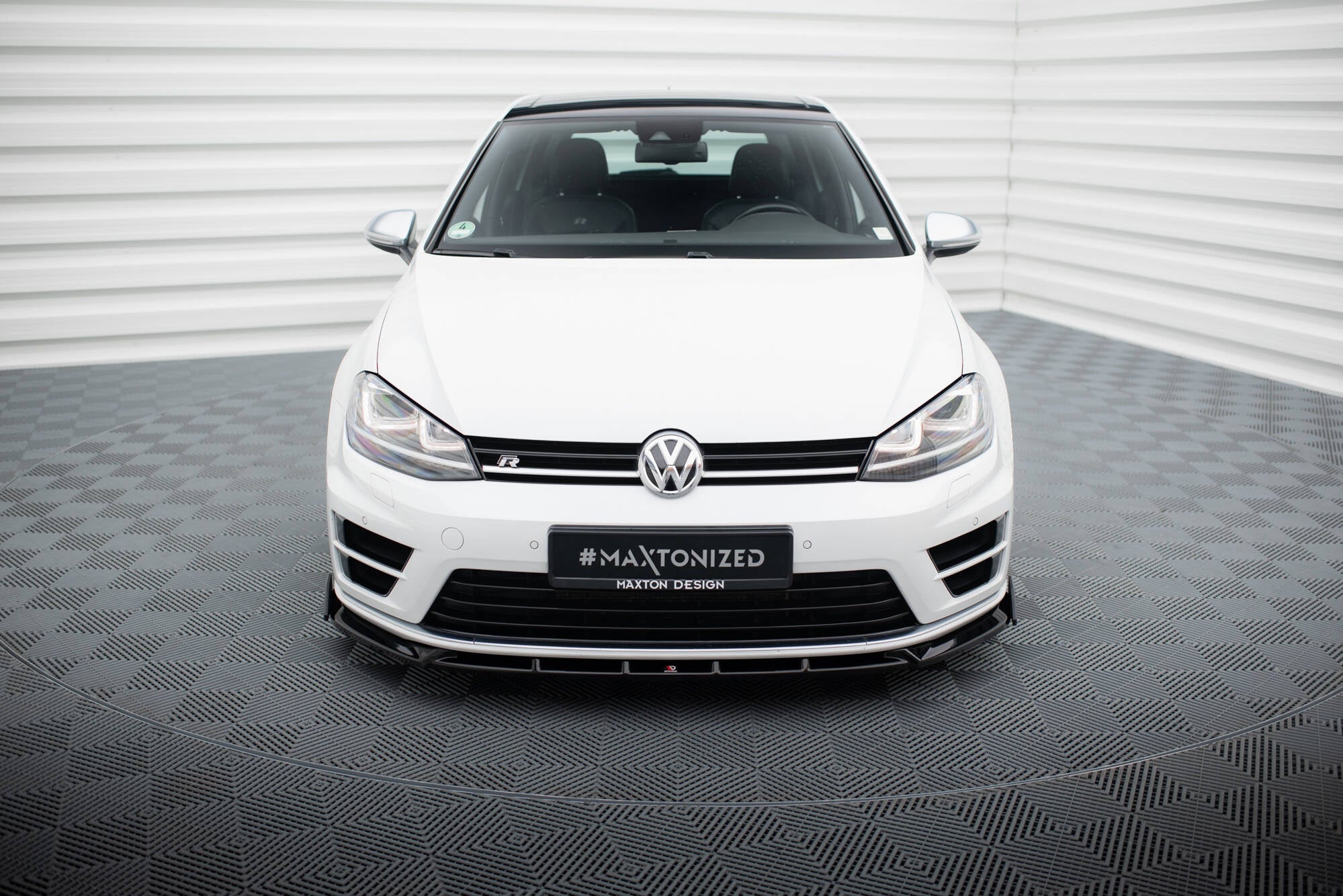 Lip Delantero V.5 + Flaps Volkswagen Golf R / R-Line Mk7