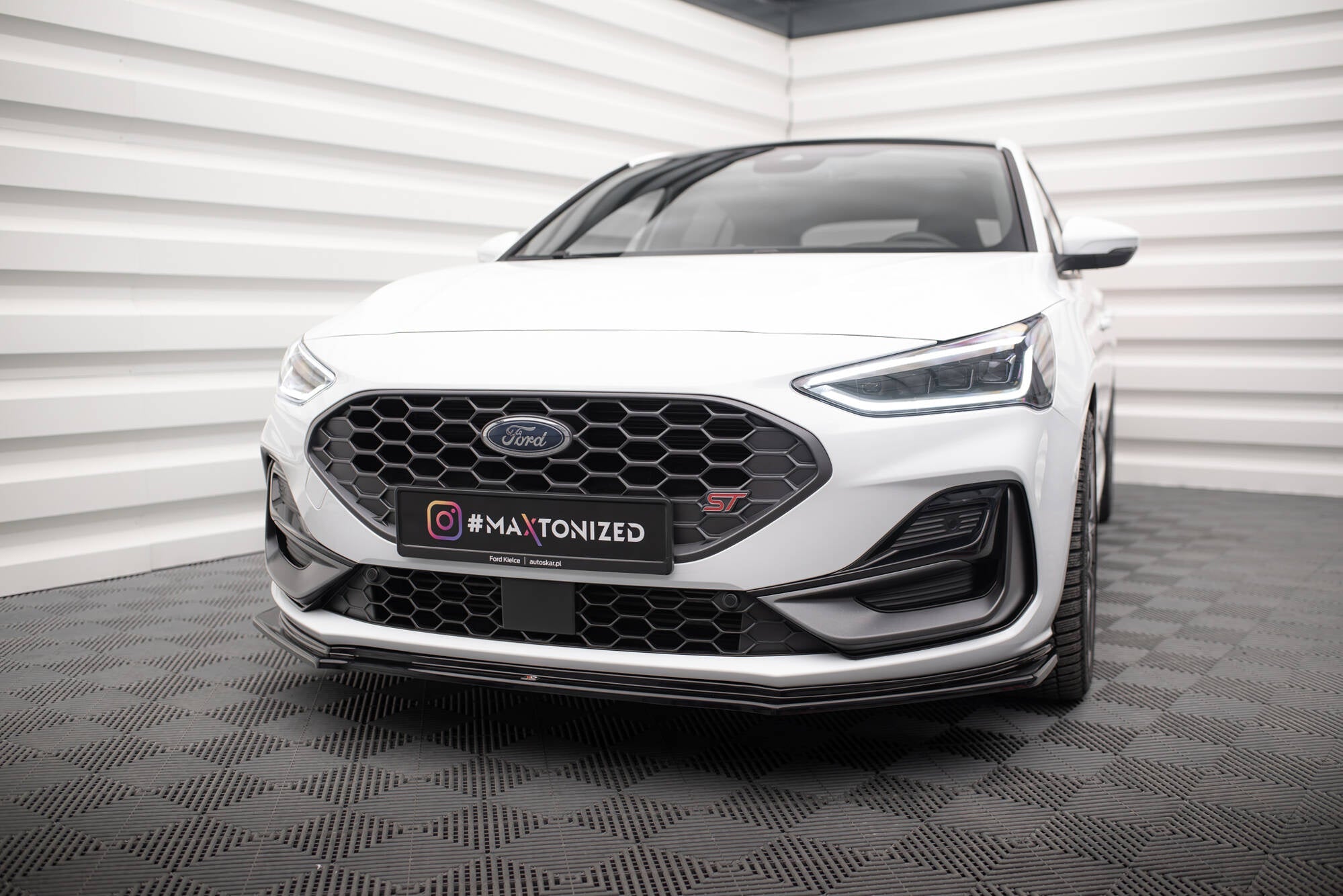 Lip delantero V.5 Ford Focus ST / ST-Line Mk4 Facelift