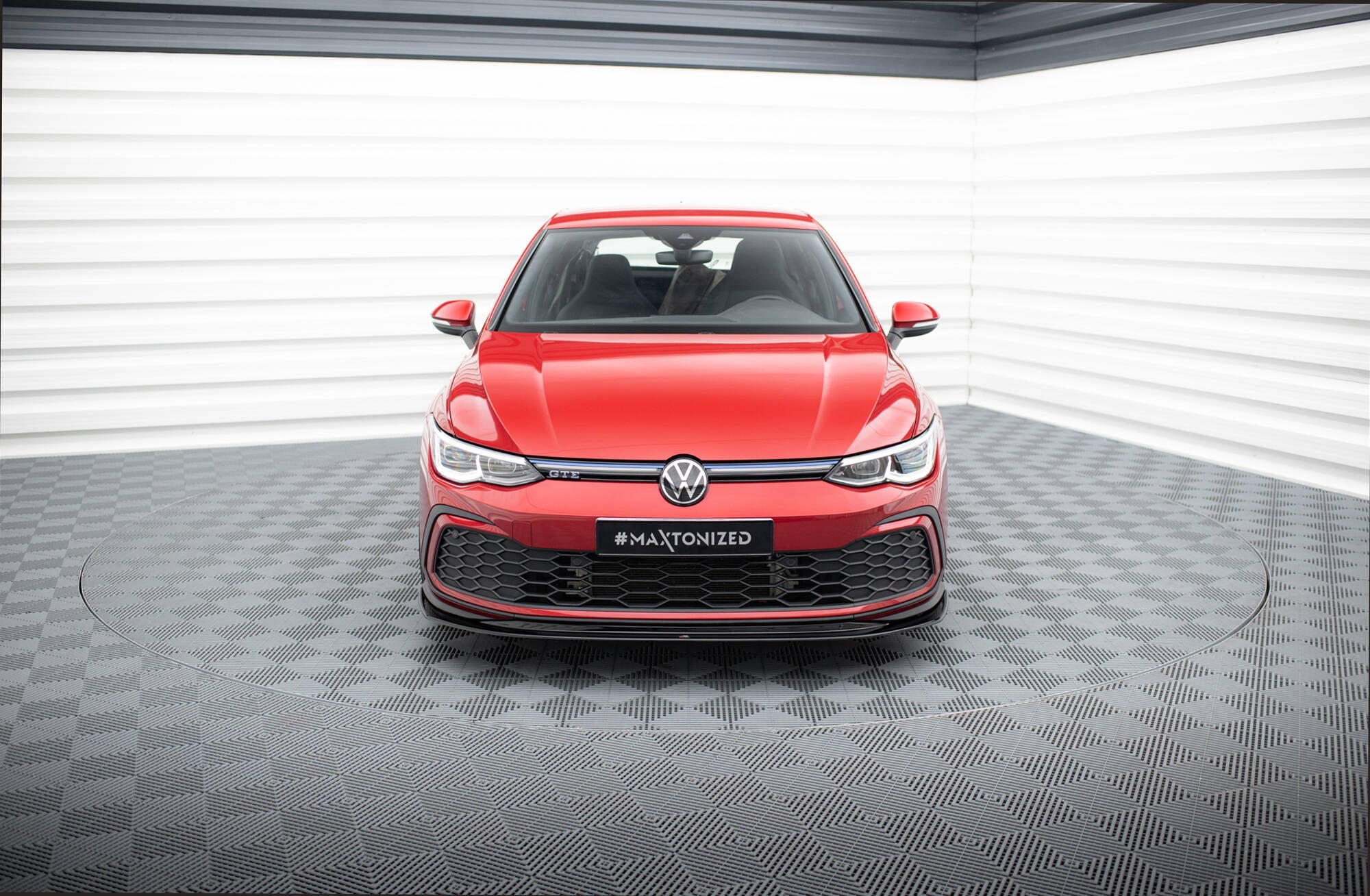 Lip delantero V.5 Volkswagen Golf GTI / GTE / GTD / R-Line Mk8