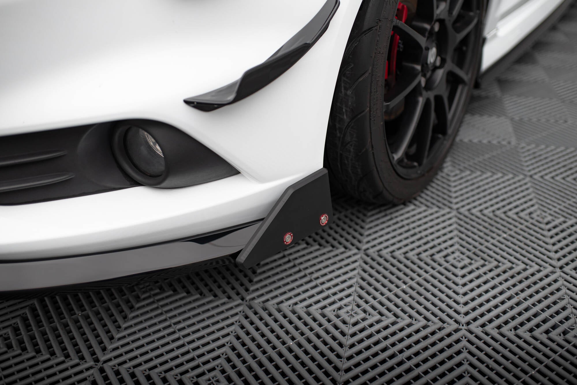 Lip Delantero V.6 + Flaps Ford Fiesta ST Mk7 Facelift