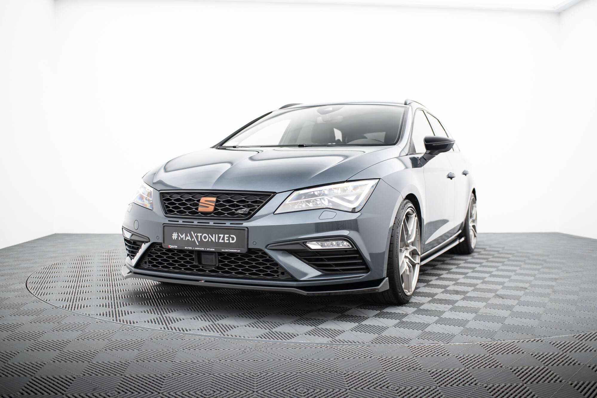 Lip delantero V.7 Seat León Cupra / FR Mk3 FL