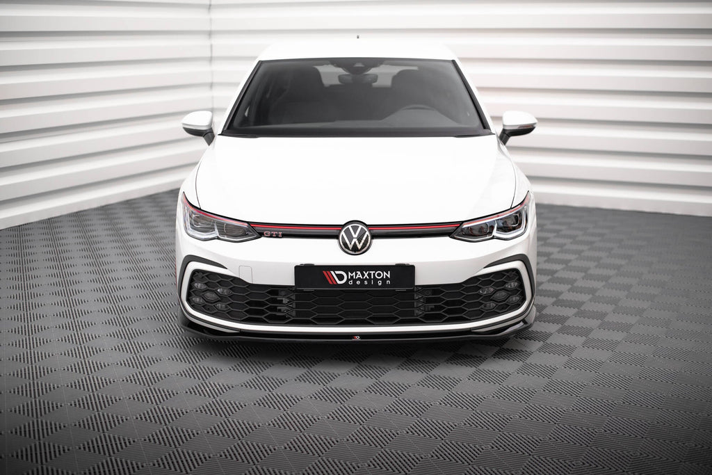 Front lip V.7 Volkswagen Golf GTI / GTE / GTD / R-Line Mk8