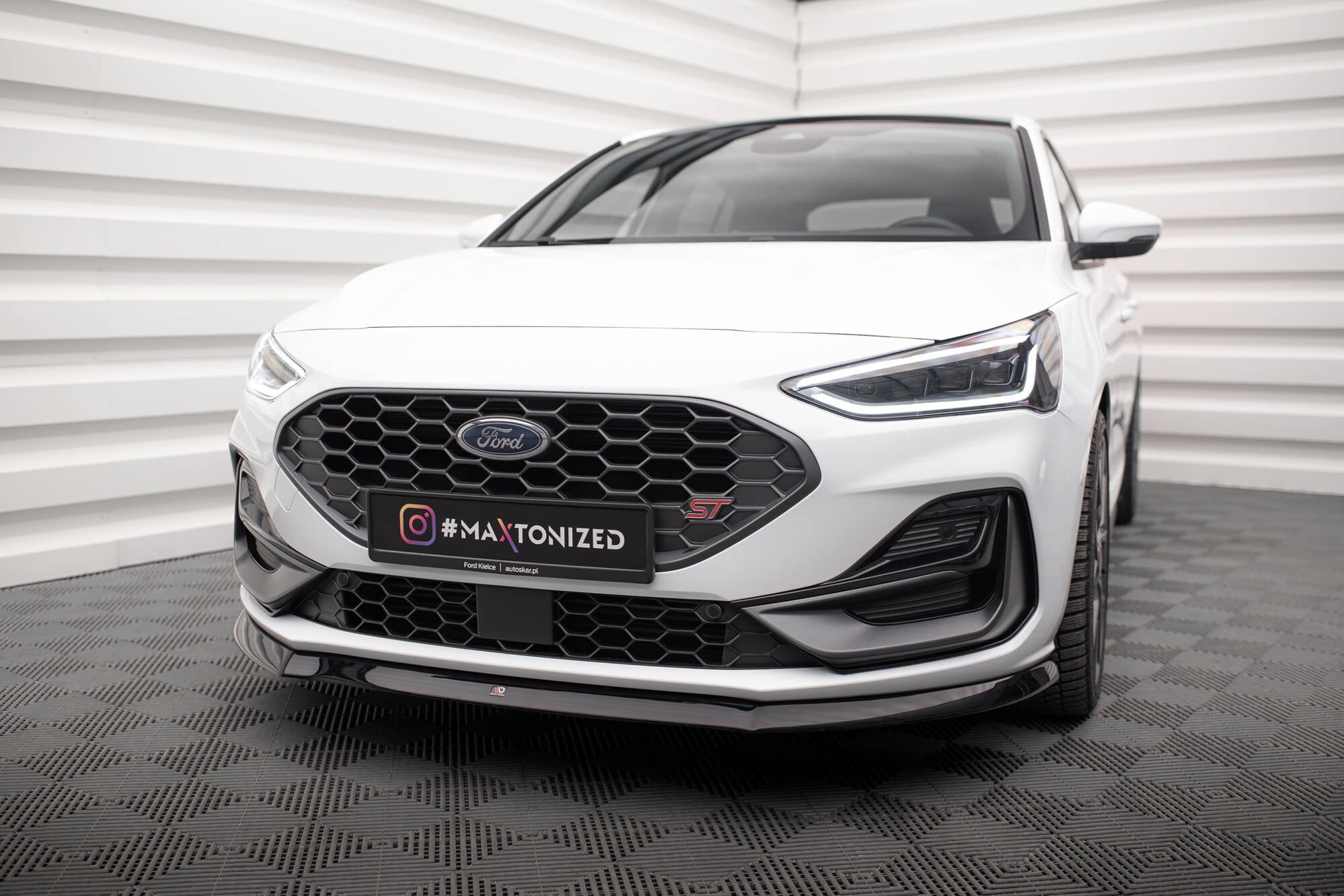 Lip delantero V.8 Ford Focus ST / ST-Line Mk4 Facelift