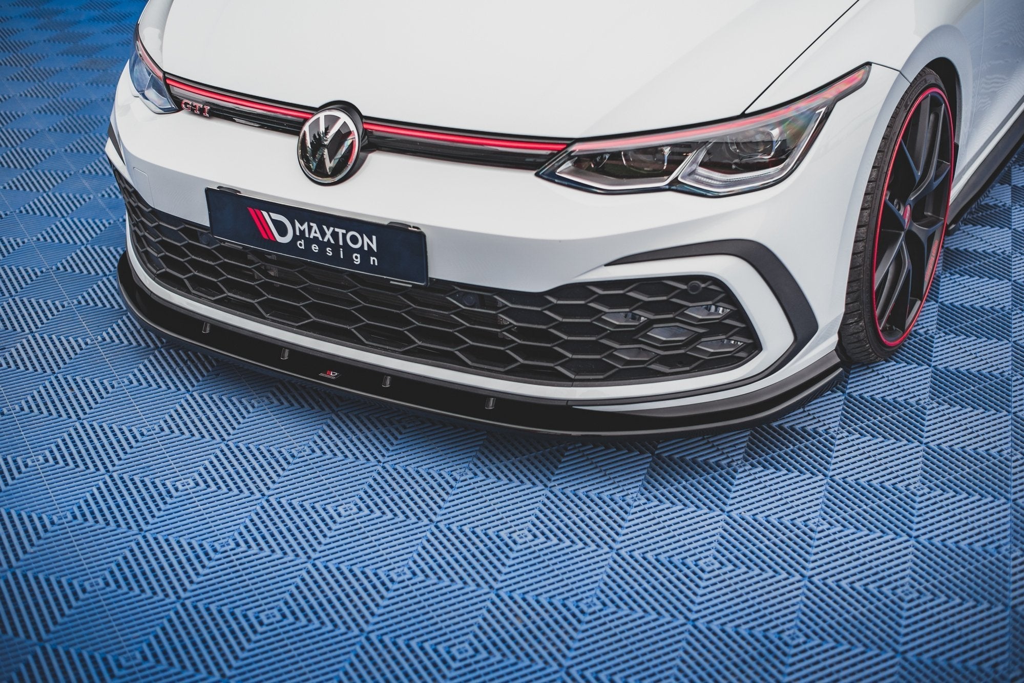 Lip delantero Volkswagen Golf GTI / GTE / GTD / R-Line Mk8