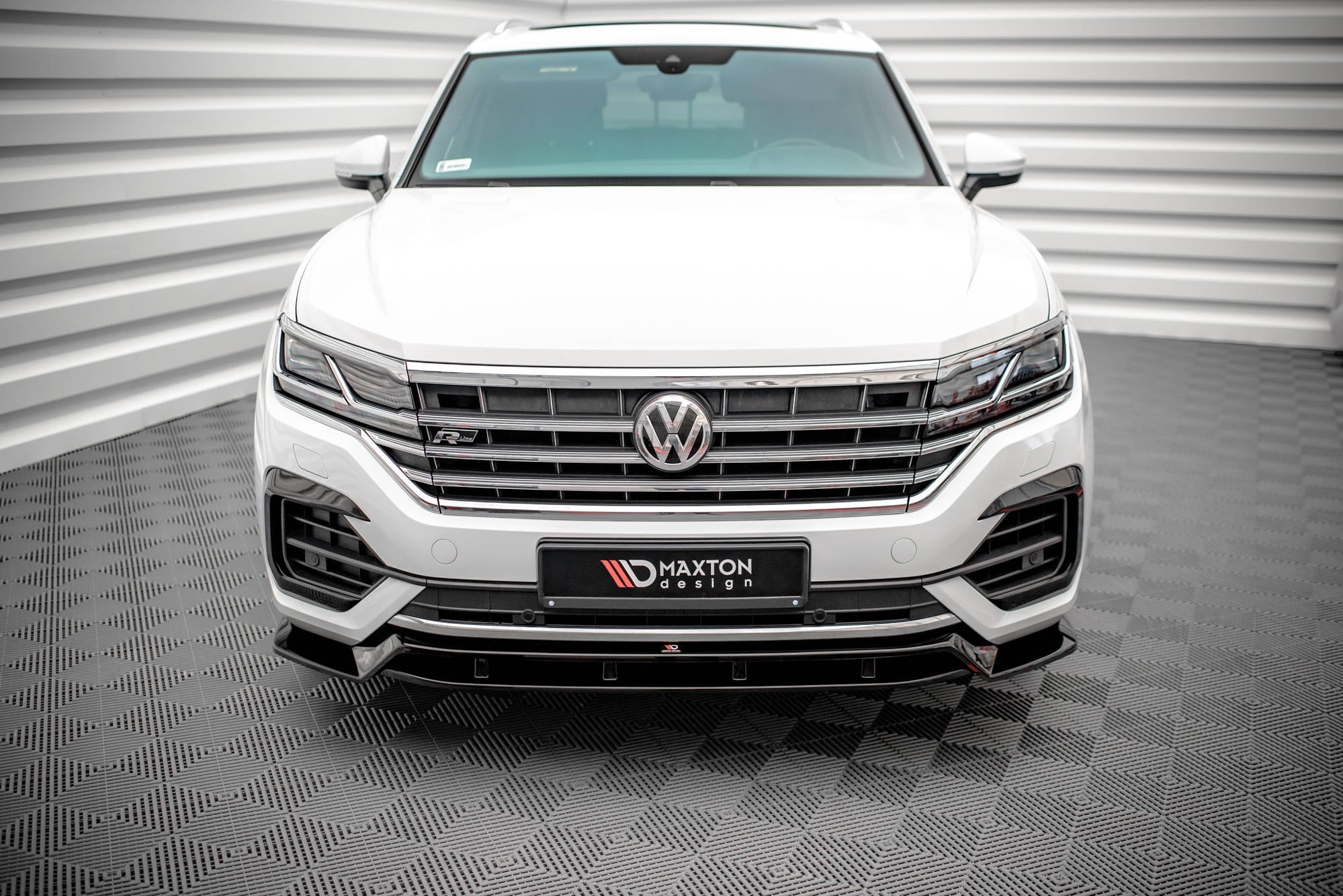 Lip delantero Volkswagen Touareg R-Line Mk3