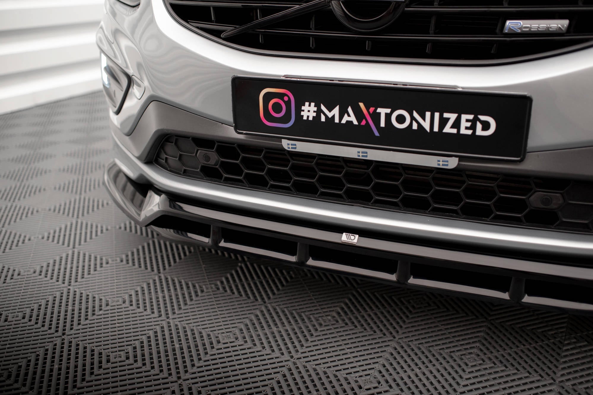 Lip delantero Volvo XC60 R-Design Mk1 Facelift