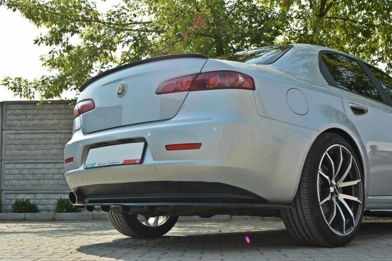 Splitter trasero ALFA Romeo 159 (con barras verticales)