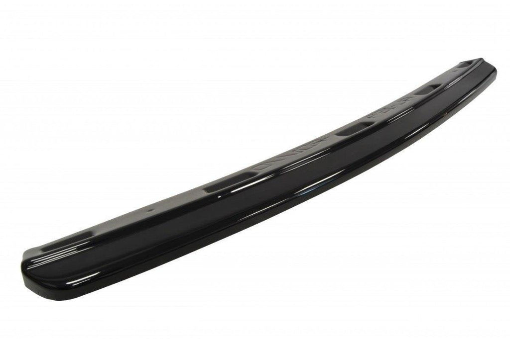 Splitter trasero ALFA Romeo 159 (sin barras verticales)