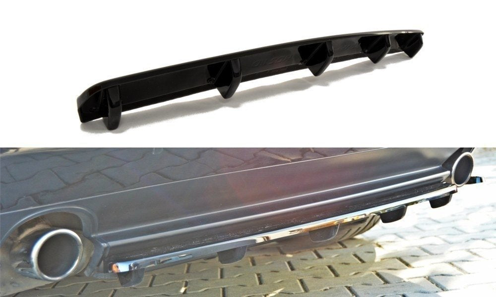 Splitter trasero ALFA Romeo 159 (con barras verticales)