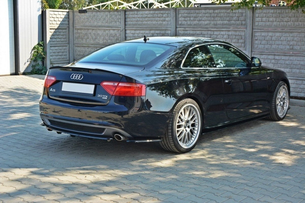 Splitter trasero Audi A5 Coupé / Sportback S-Line 8T (con barra vertical)