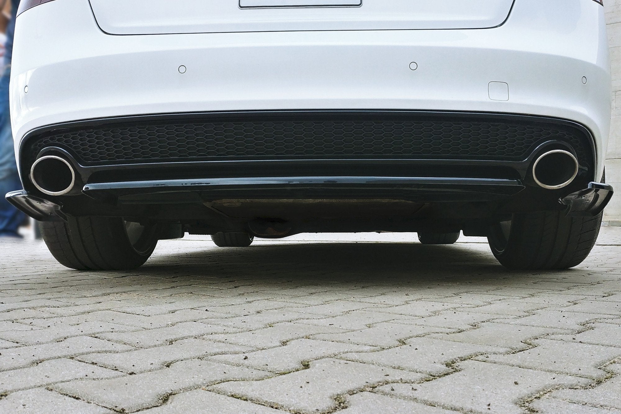 Splitter trasero Audi A5 S-Line 8t Facelift (sin barras verticales)